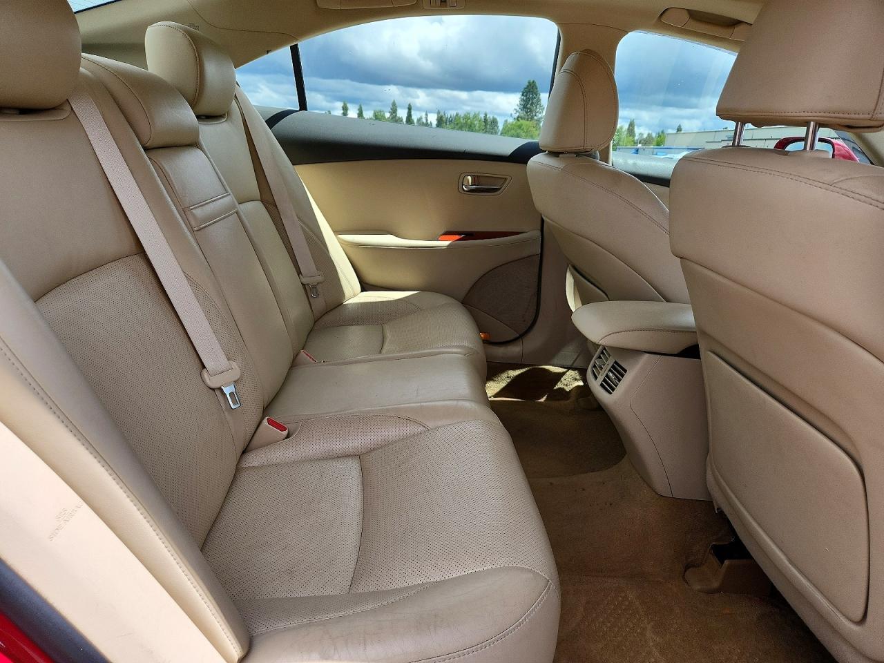2012 Lexus Es 350 Red vin: JTHBK1EG7C2484352