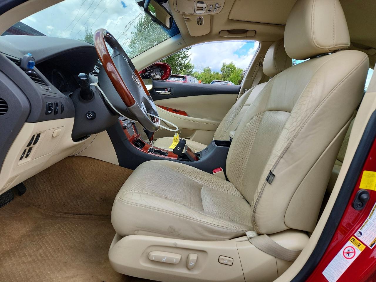 2012 Lexus Es 350 Red vin: JTHBK1EG7C2484352