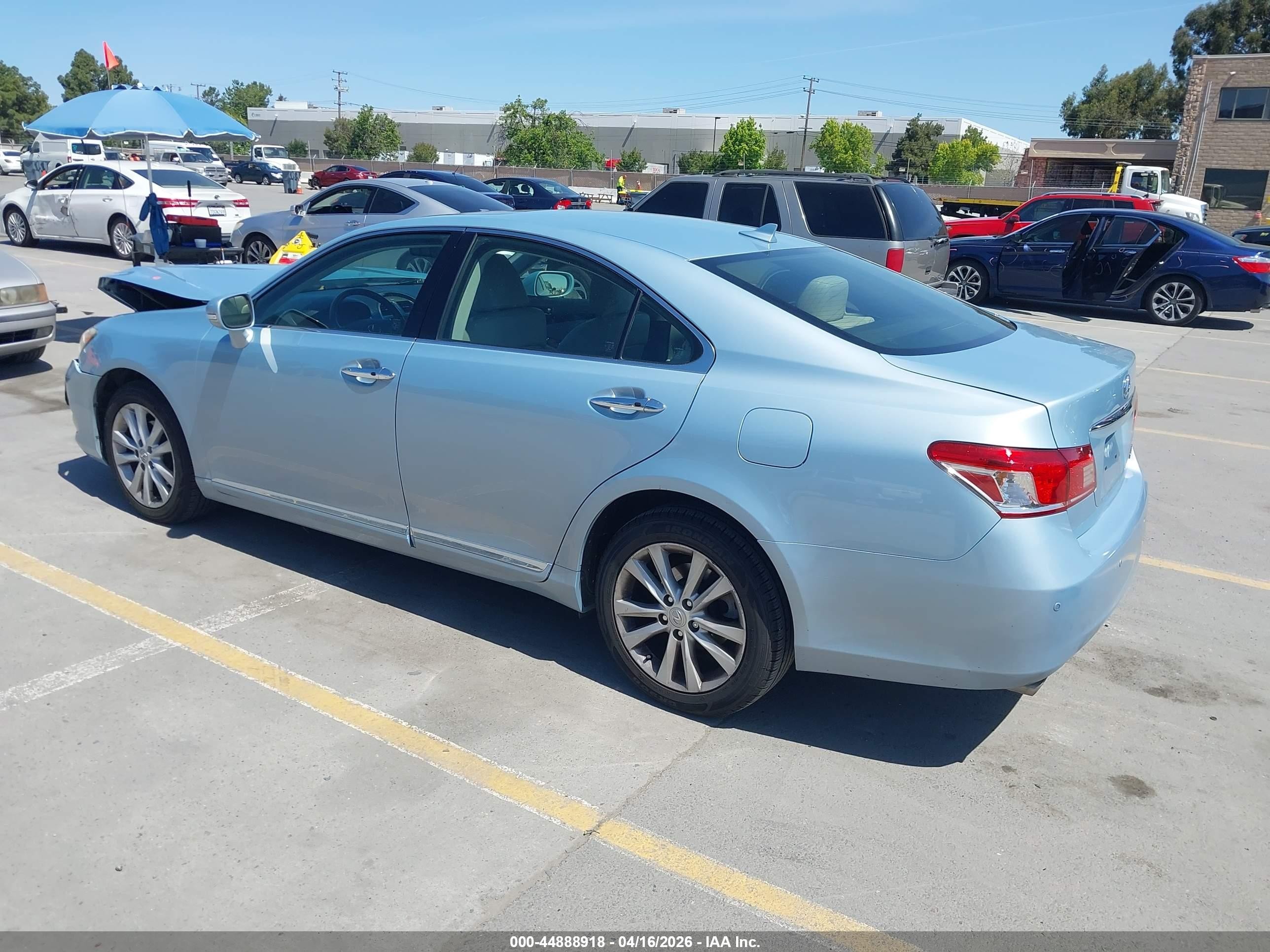 2012 Lexus Es 350 Light Blue vin: JTHBK1EG7C2487977