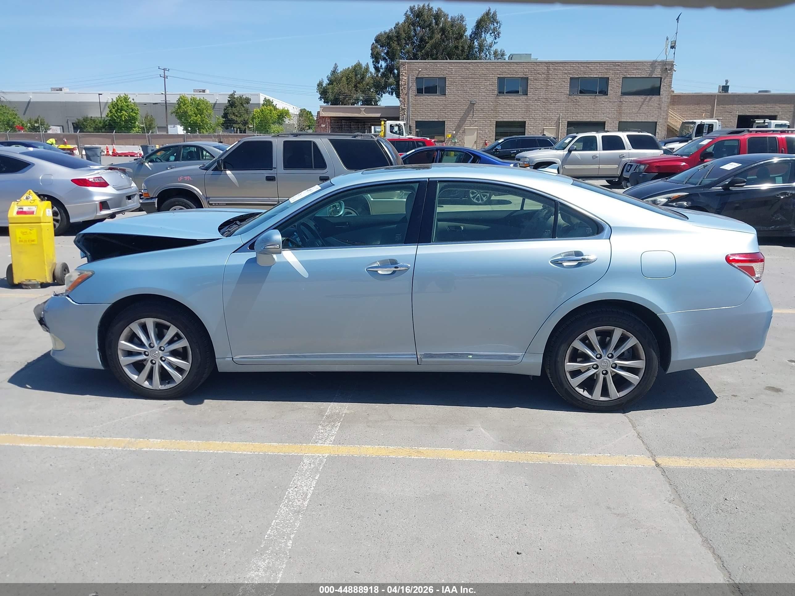 2012 Lexus Es 350 Light Blue vin: JTHBK1EG7C2487977