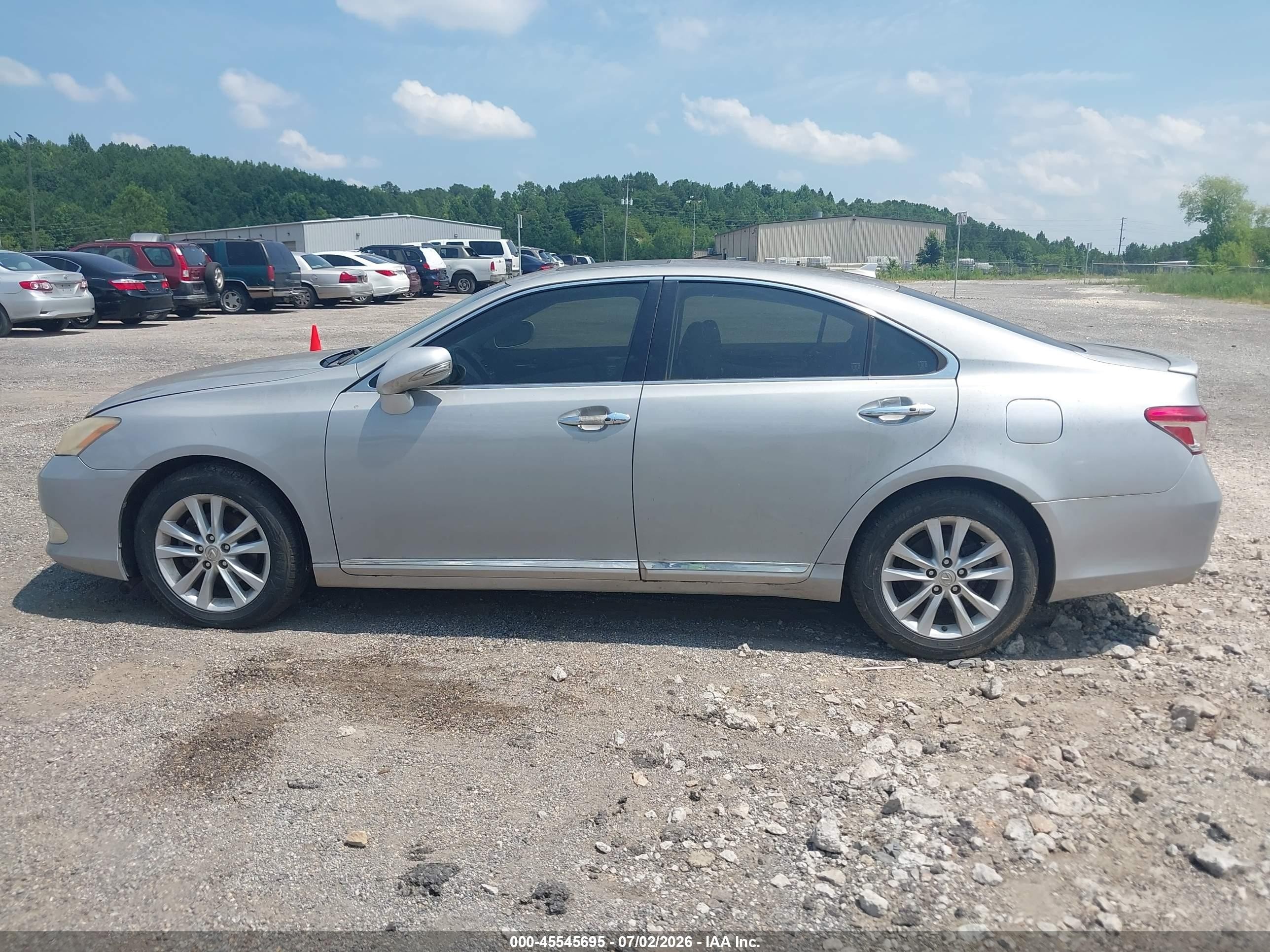 2012 Lexus Es 350   Silver vin: JTHBK1EG7C2488739