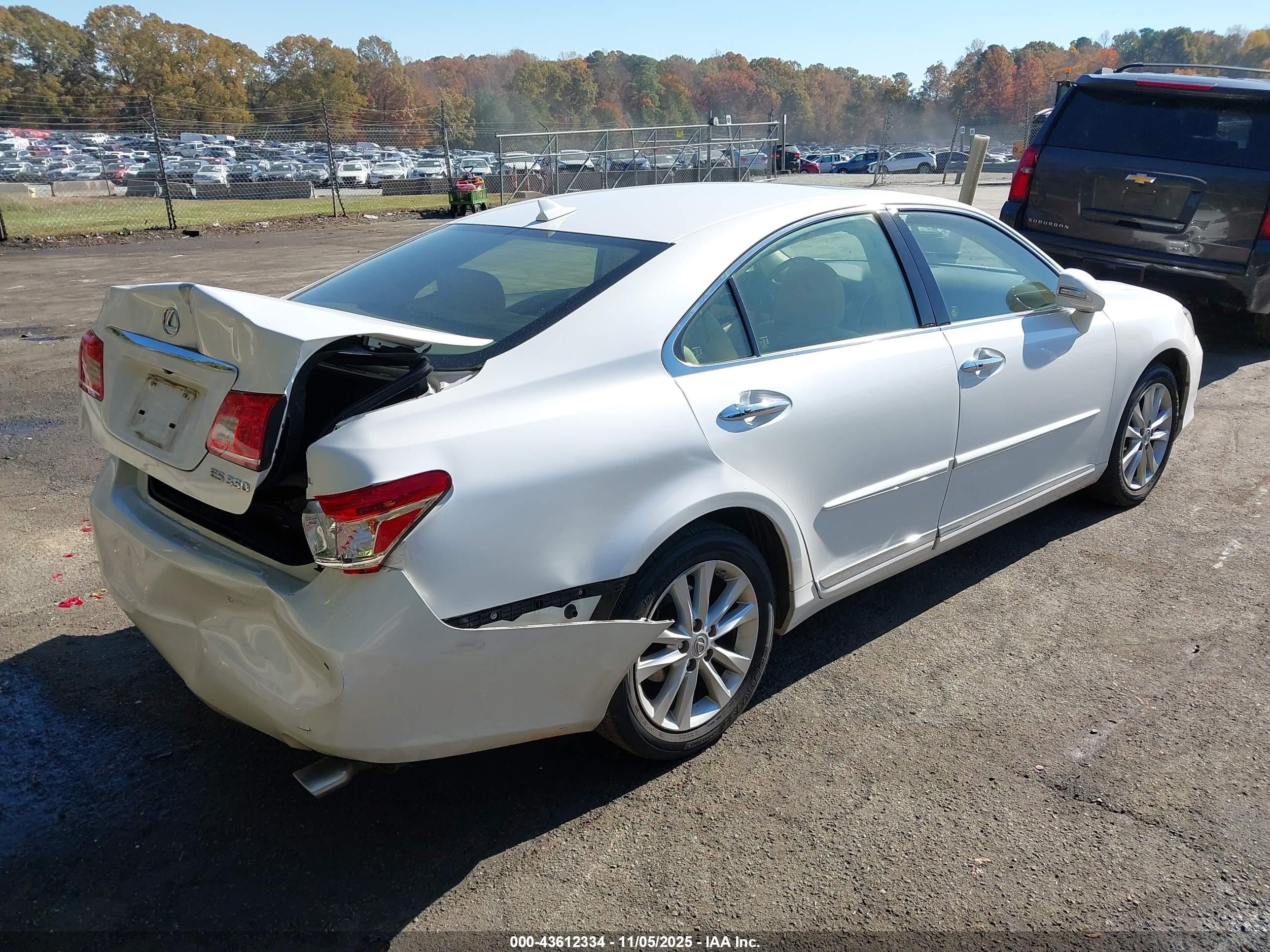 2012 Lexus Es 350   White vin: JTHBK1EG7C2492581