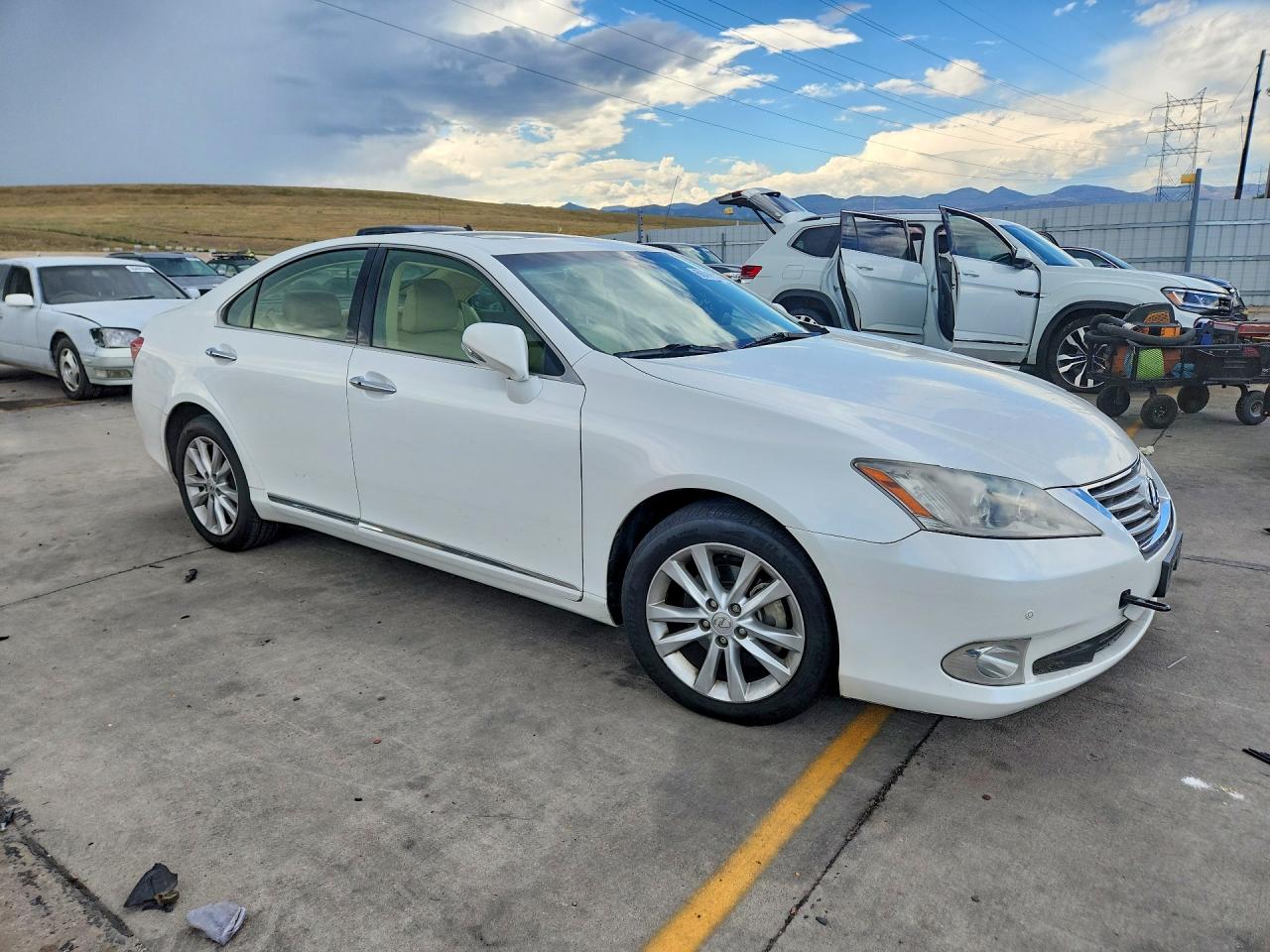 2012 Lexus Es 350 White vin: JTHBK1EG7C2502008