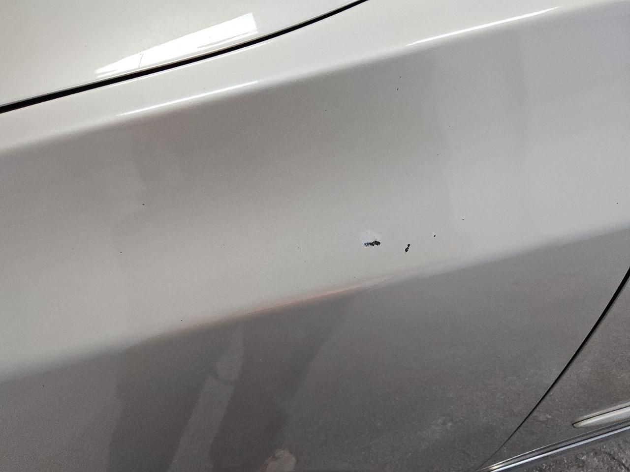 2012 Lexus Es 350 Gold vin: JTHBK1EG7C2505149 Damage: Left Front Fender, Heavy Scratch, 1 To 2 Inches