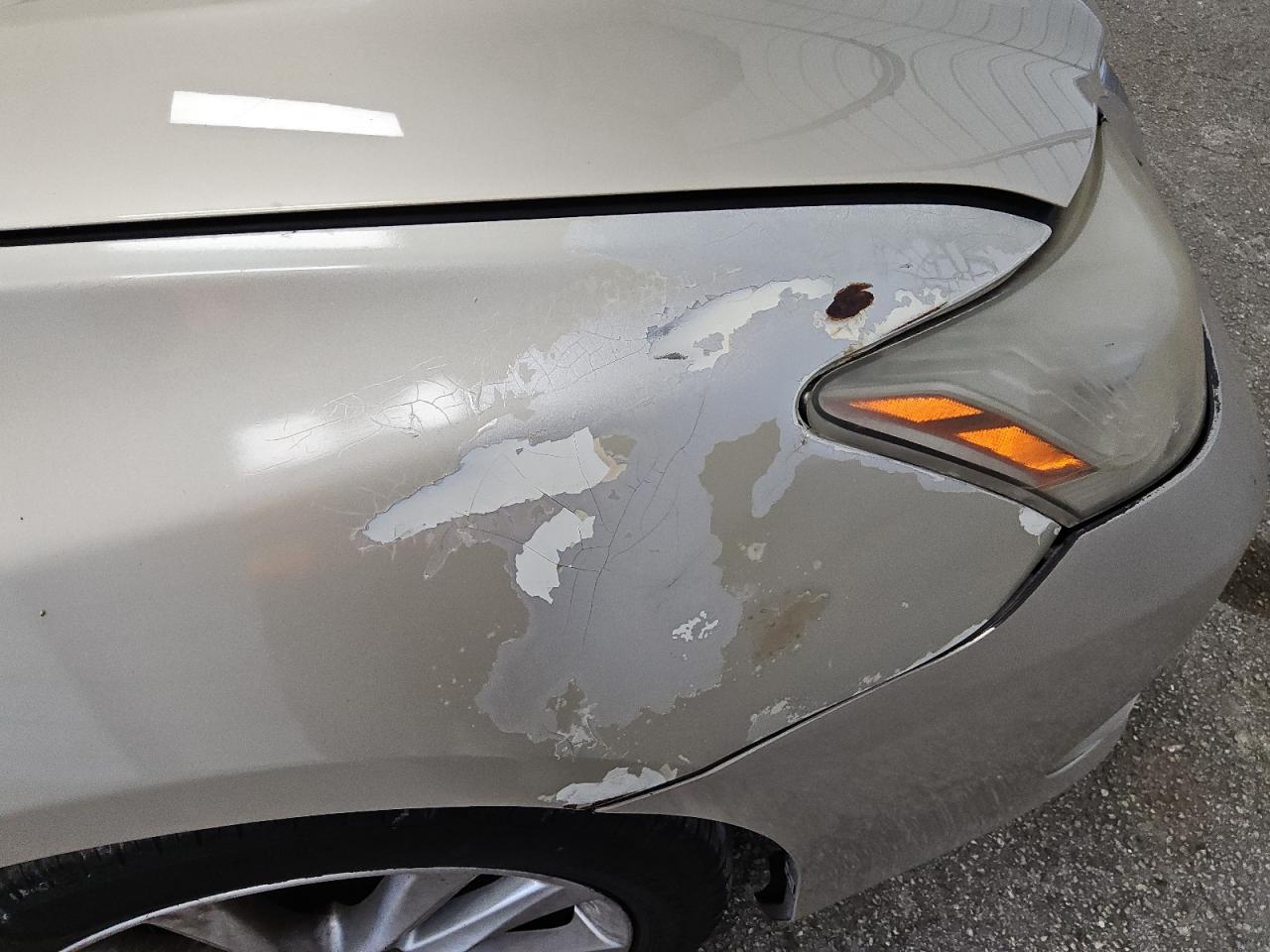2012 Lexus Es 350 Gold vin: JTHBK1EG7C2505149 Damage: Right Front Fender, Previous Repair, Substandard Repair