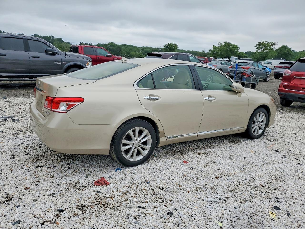 2012 Lexus Es 350 Beige vin: JTHBK1EG7C2509072