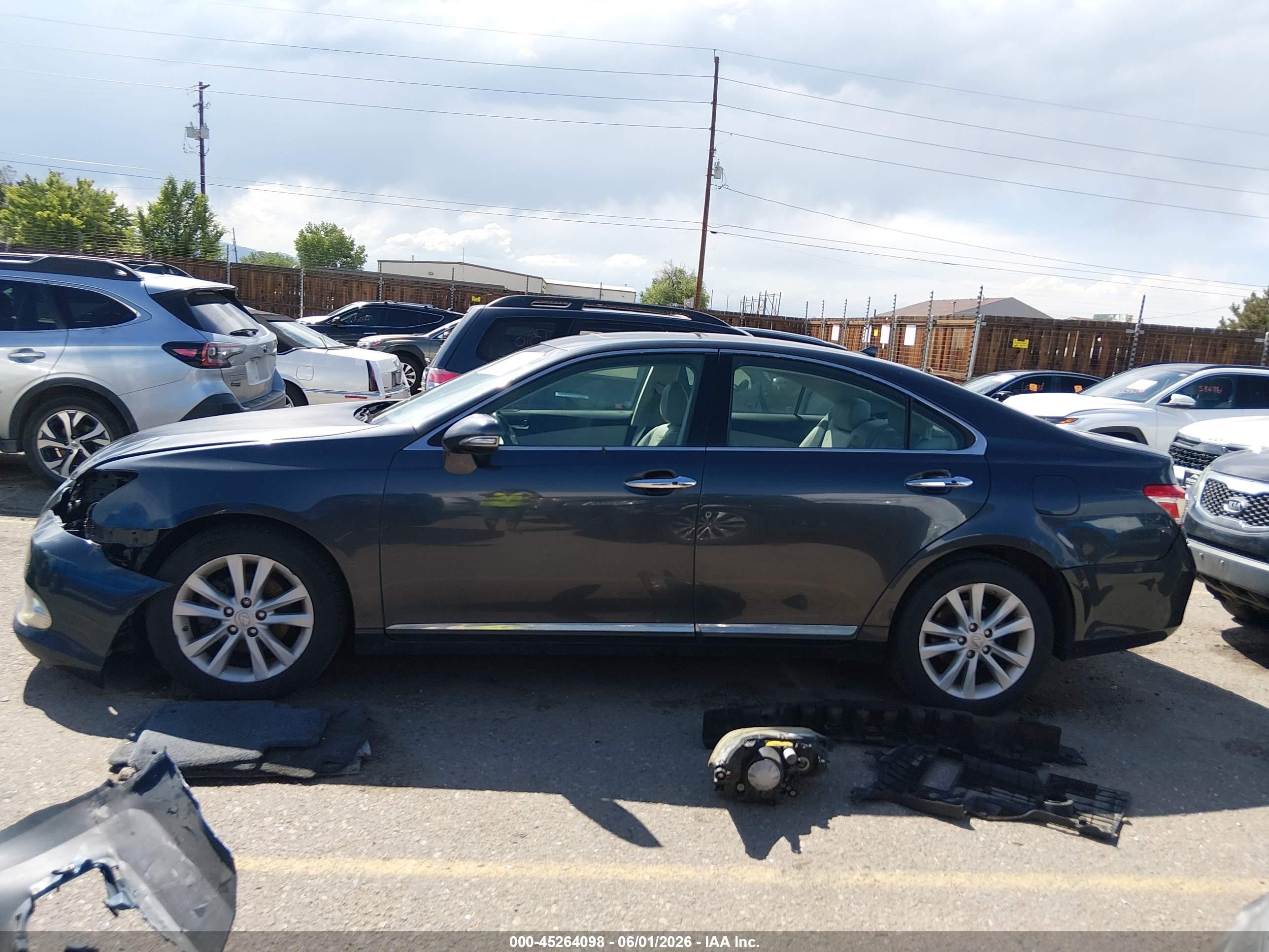 2010 Lexus Es 350   Black vin: JTHBK1EG8A2344355