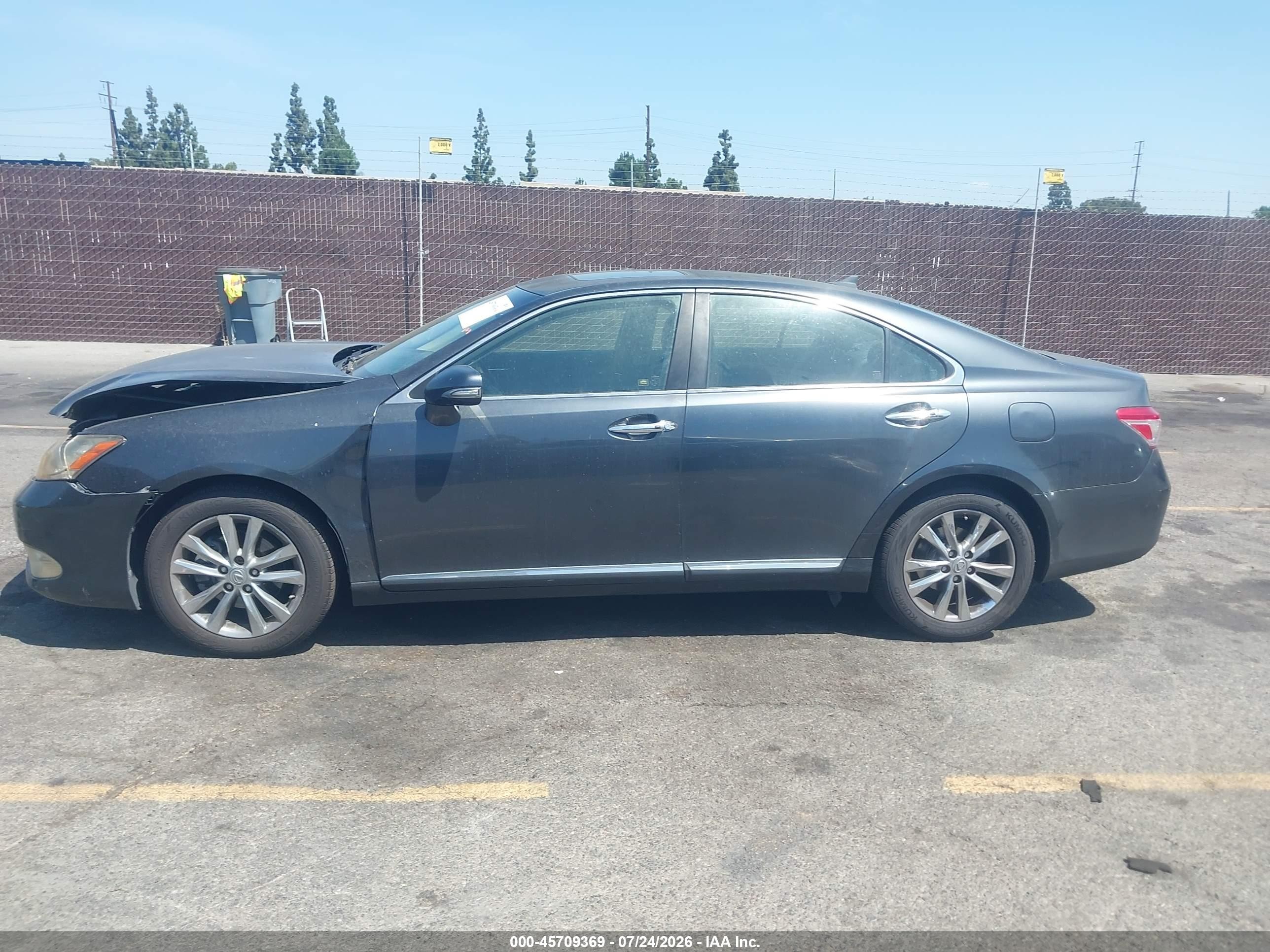 2010 Lexus Es 350   Gray vin: JTHBK1EG8A2358613