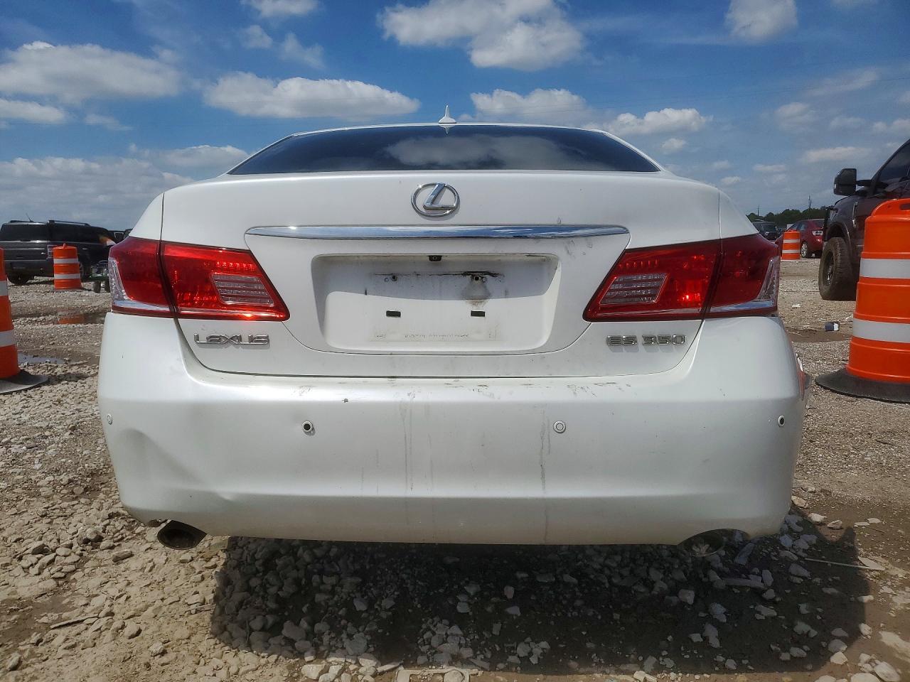 2010 Lexus Es 350 Белый vin: JTHBK1EG8A2363617