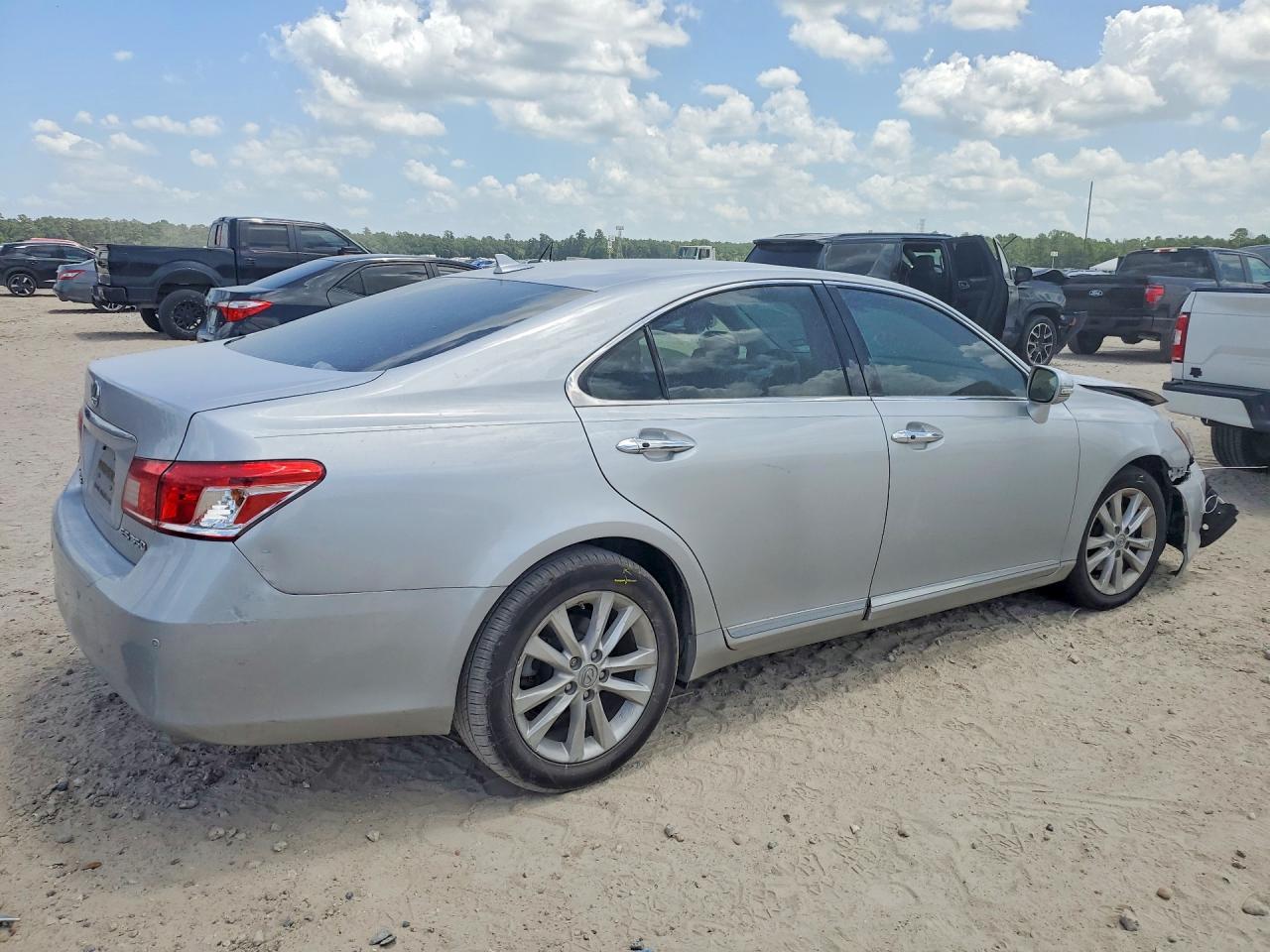 2010 Lexus Es 350 Silver vin: JTHBK1EG8A2375072