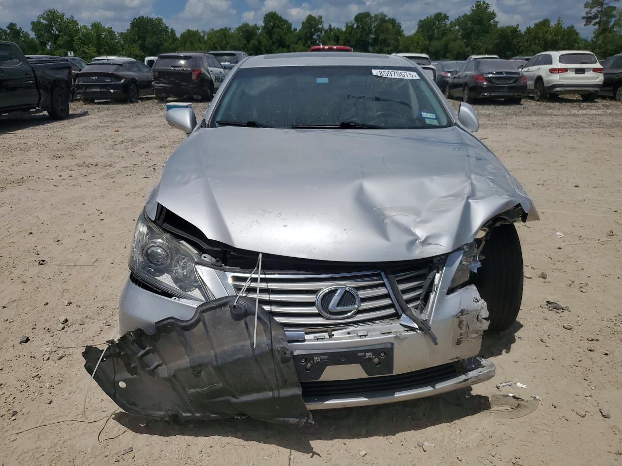 2010 Lexus Es 350 Silver vin: JTHBK1EG8A2375072