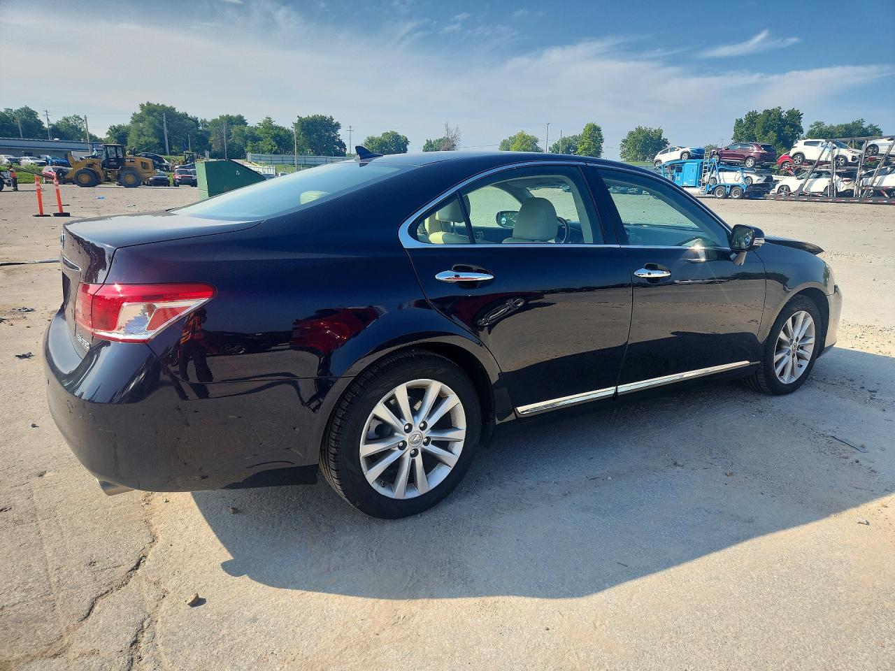 2010 Lexus Es 350 Blue vin: JTHBK1EG8A2379042