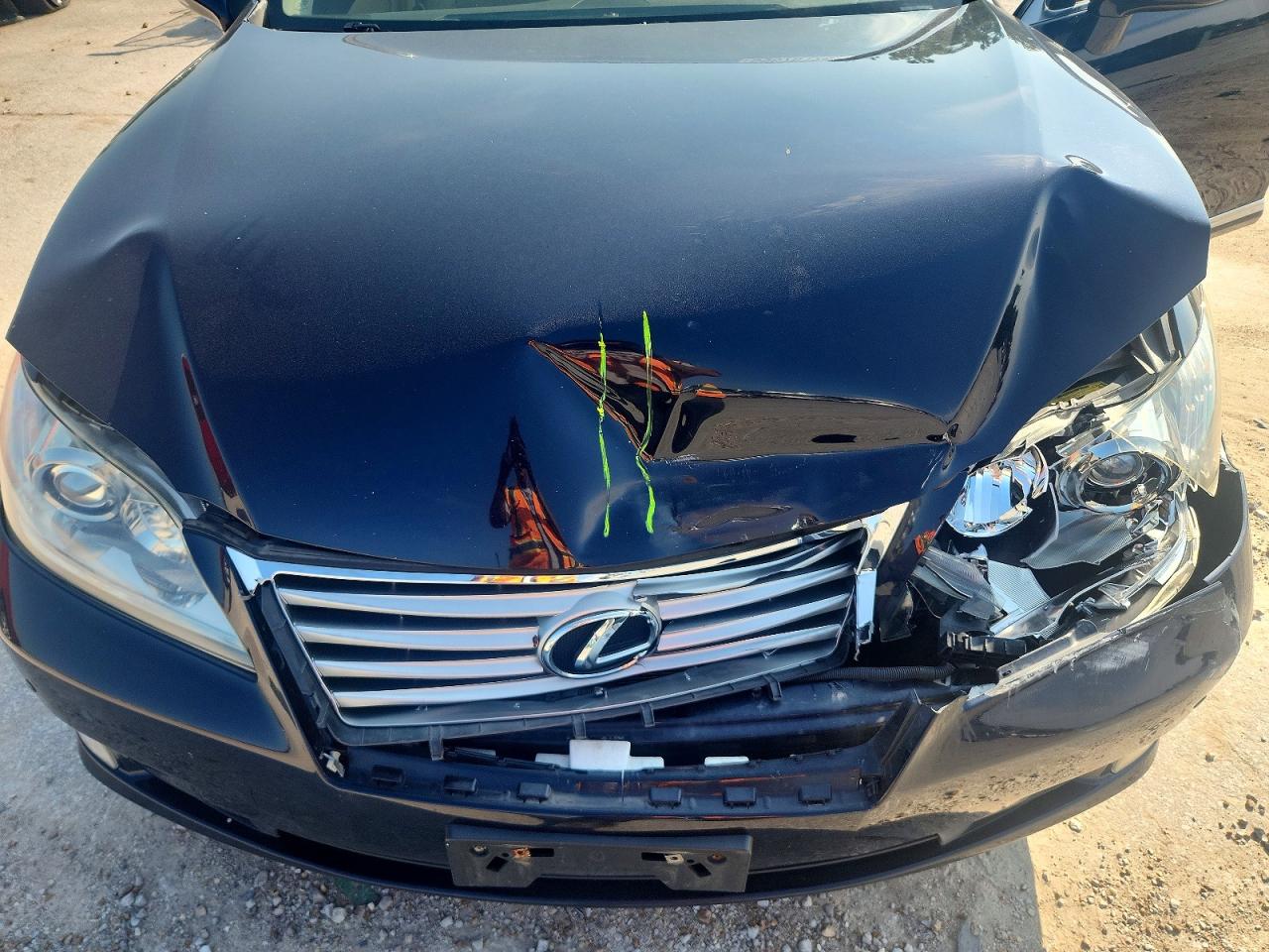 2010 Lexus Es 350 Blue vin: JTHBK1EG8A2379042