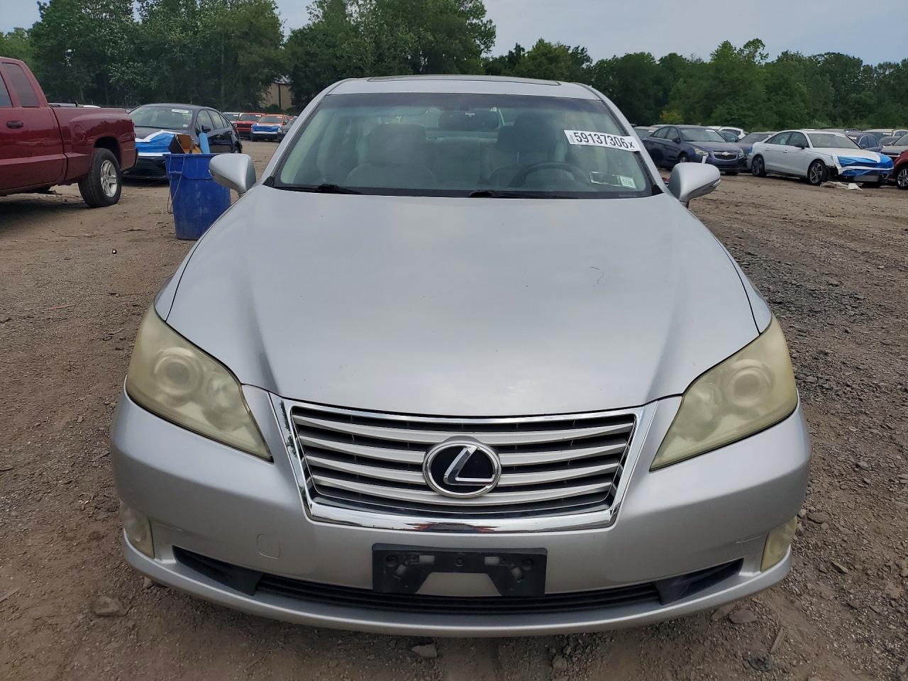 2010 Lexus Es 350 Silver vin: JTHBK1EG8A2379817
