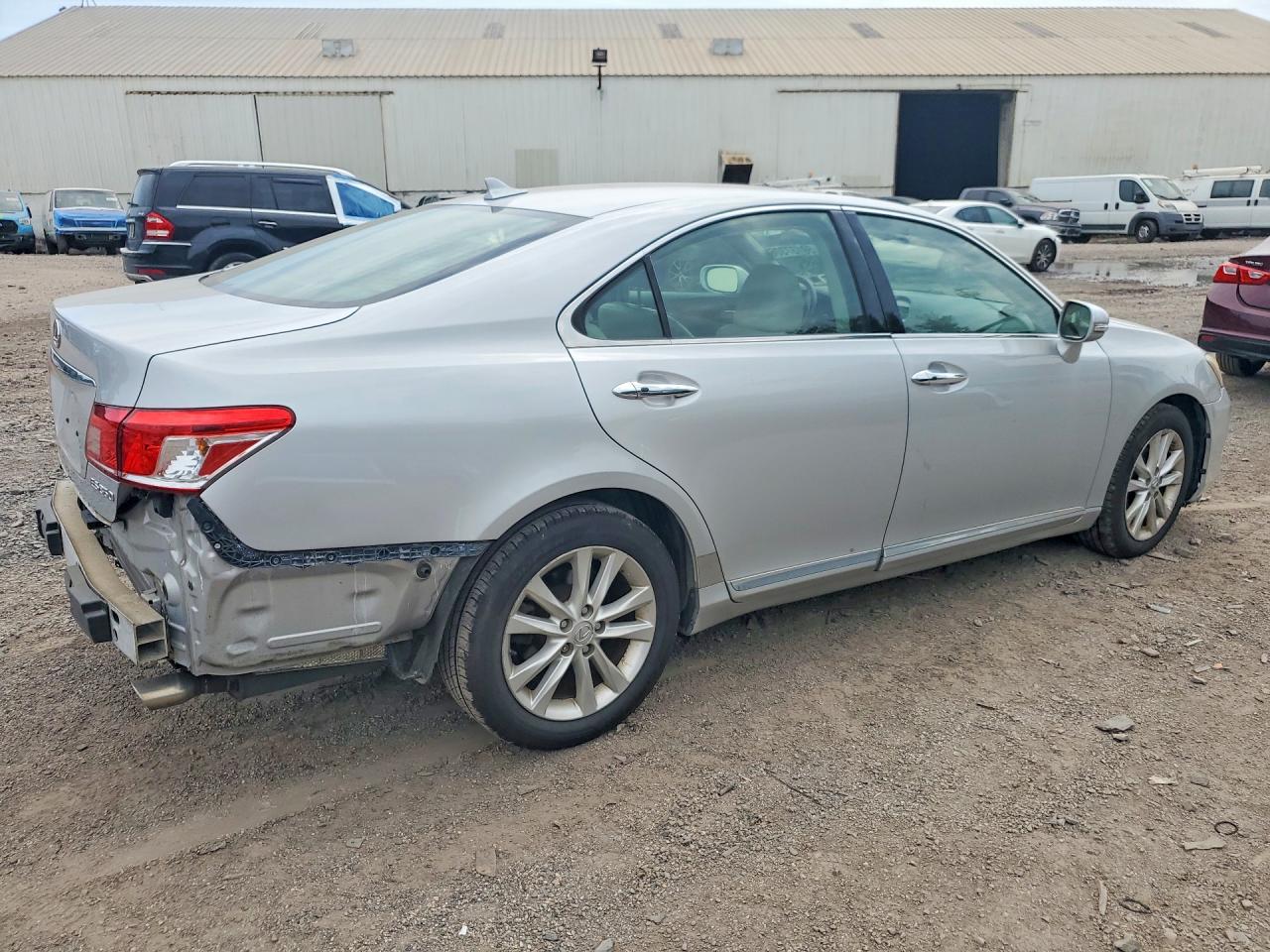 2010 Lexus Es 350 Silver vin: JTHBK1EG8A2379817