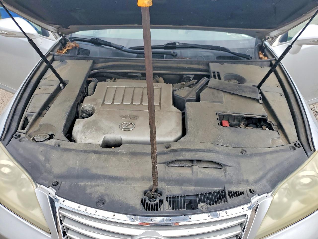 2010 Lexus Es 350 Silver vin: JTHBK1EG8A2379817