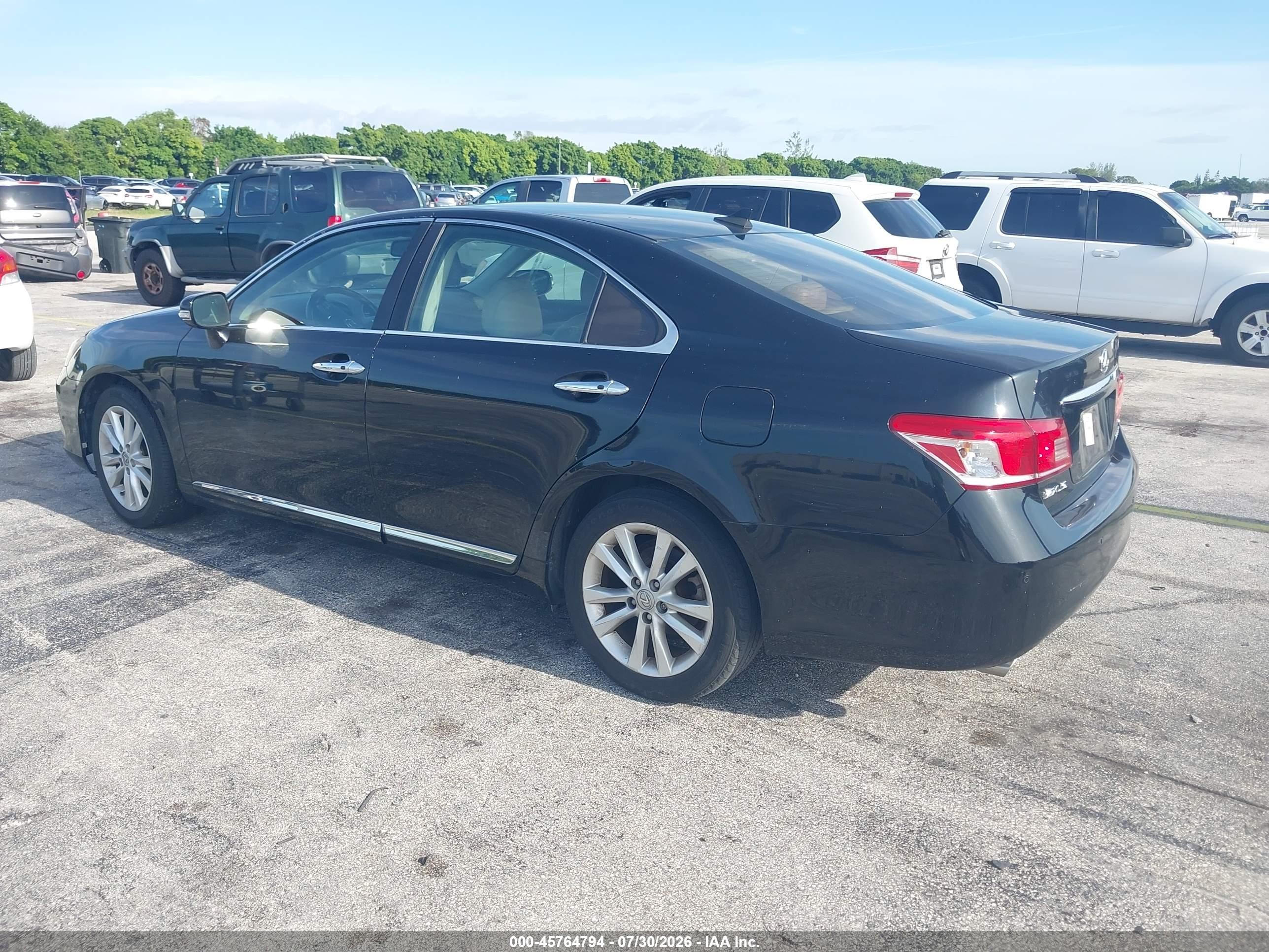2010 Lexus Es 350   Black vin: JTHBK1EG8A2402822