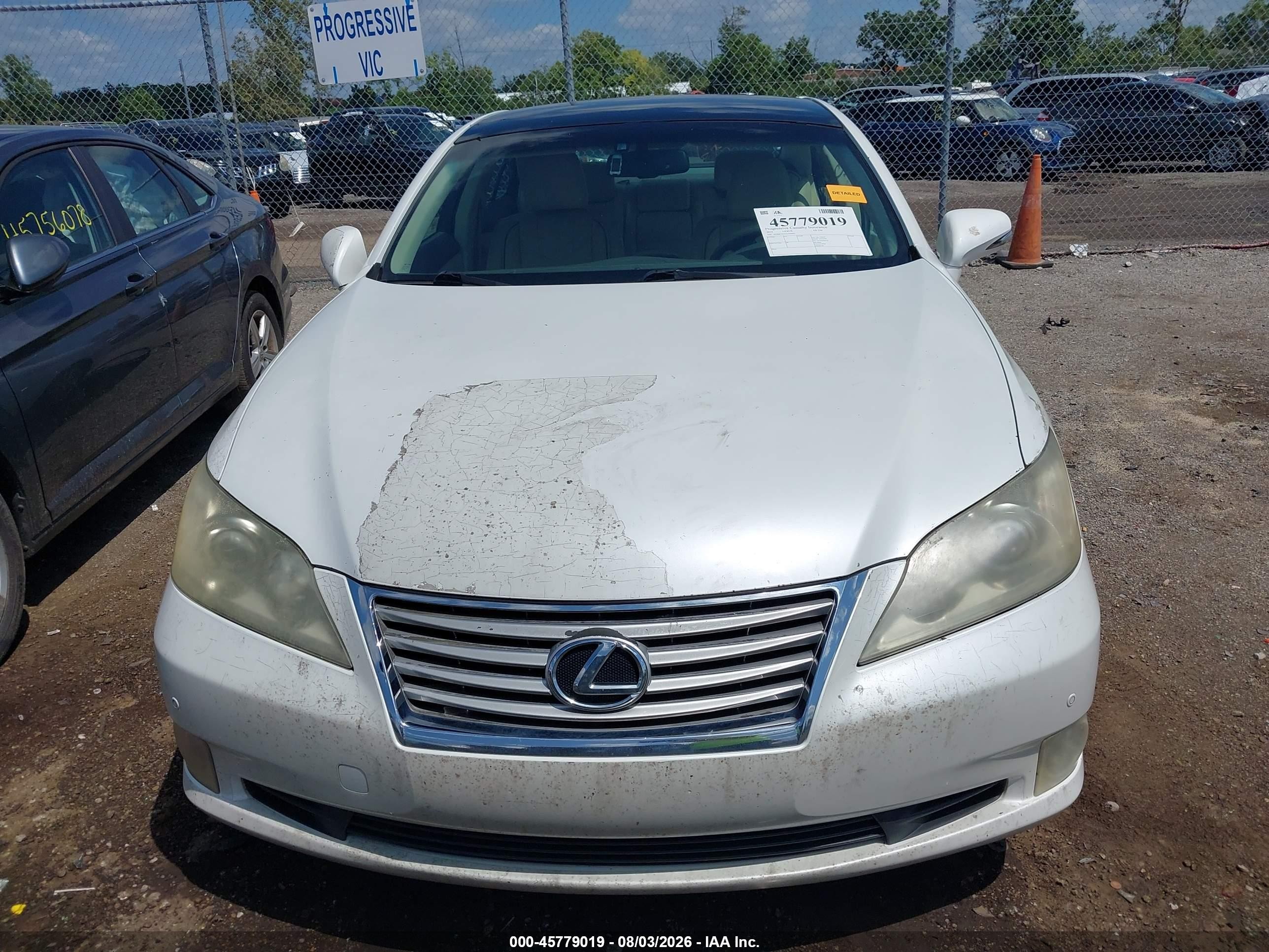 2010 Lexus Es 350   White vin: JTHBK1EG8A2404053
