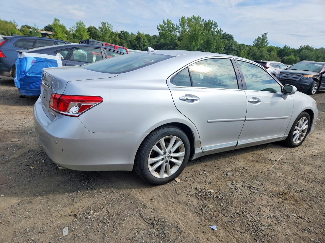 2010 Lexus Es 350 Silver vin: JTHBK1EG8A2407289