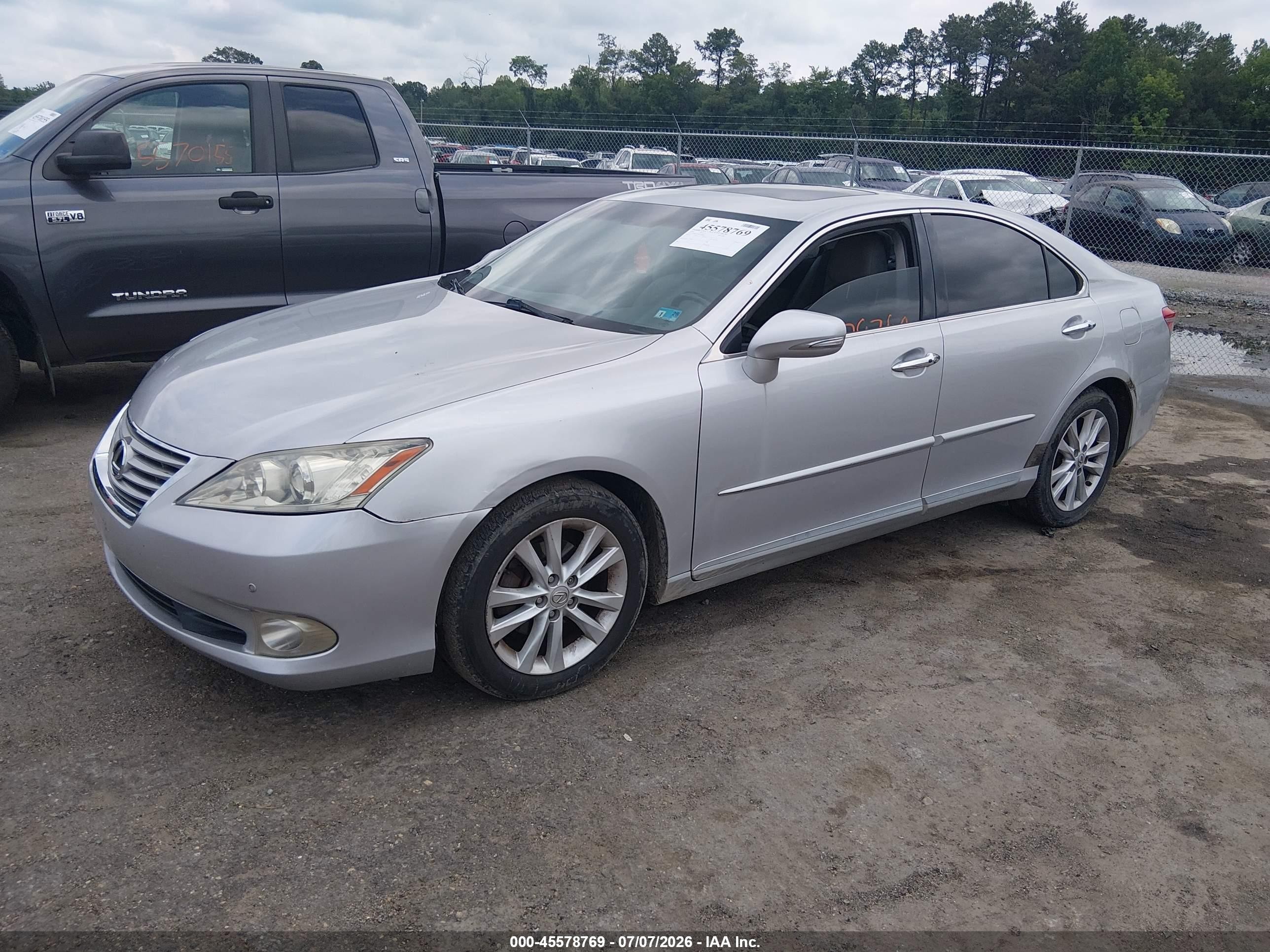 2010 Lexus Es 350   Silver vin: JTHBK1EG8A2408667