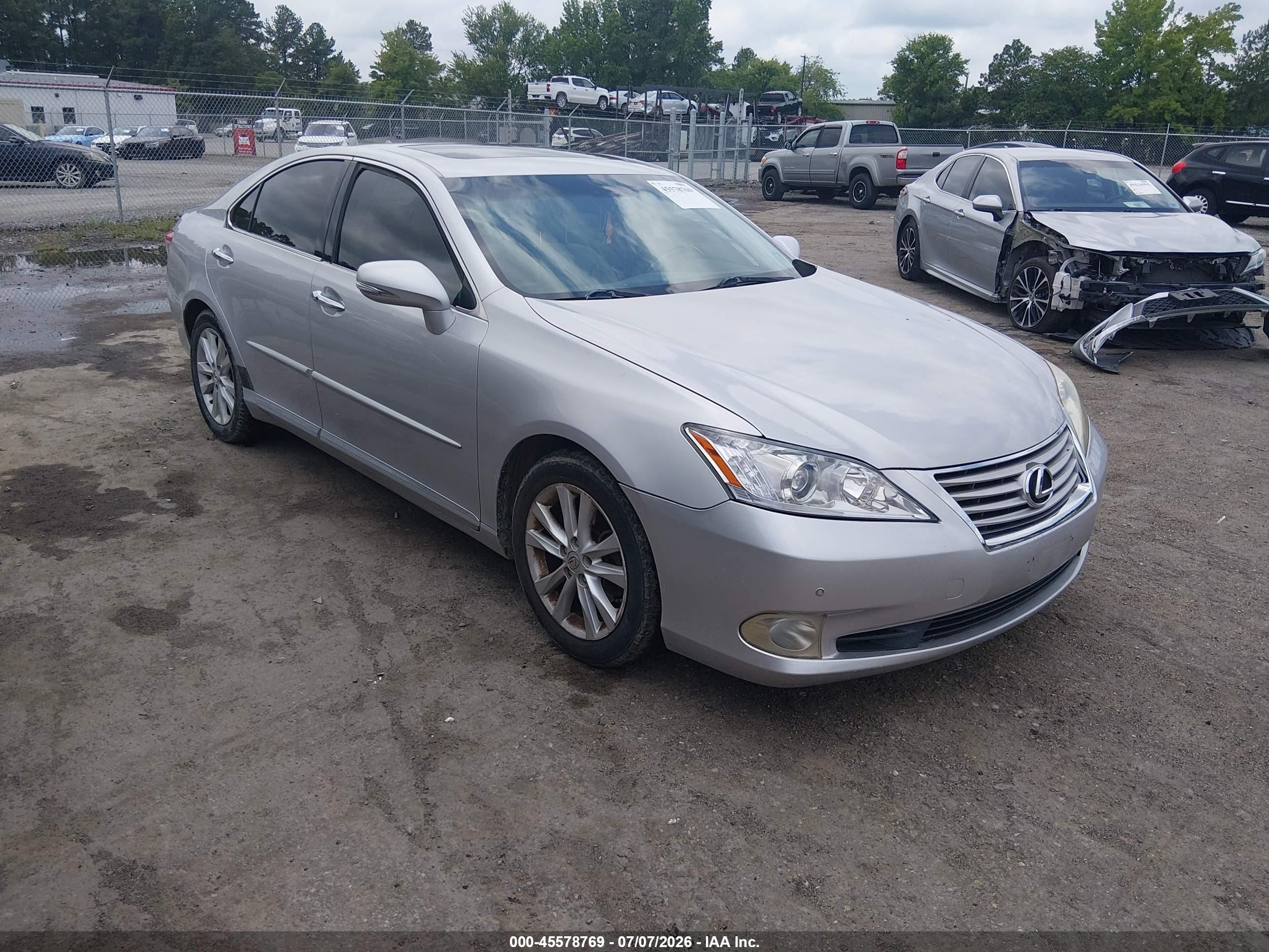 2010 Lexus Es 350   Silver vin: JTHBK1EG8A2408667