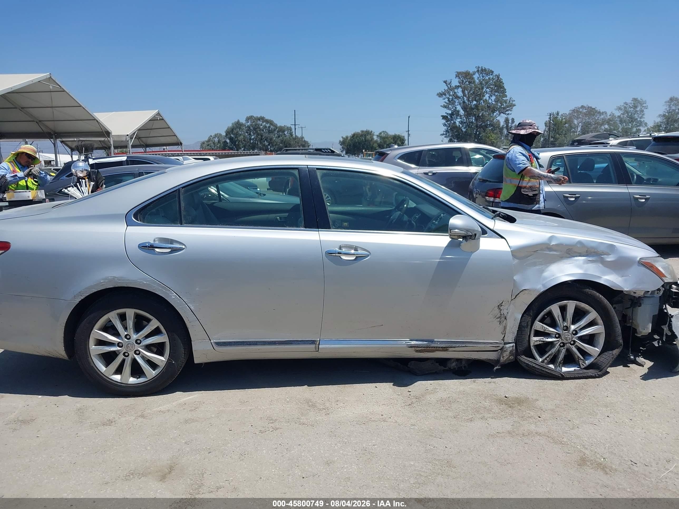 2010 Lexus Es 350   Silver vin: JTHBK1EG8A2410337