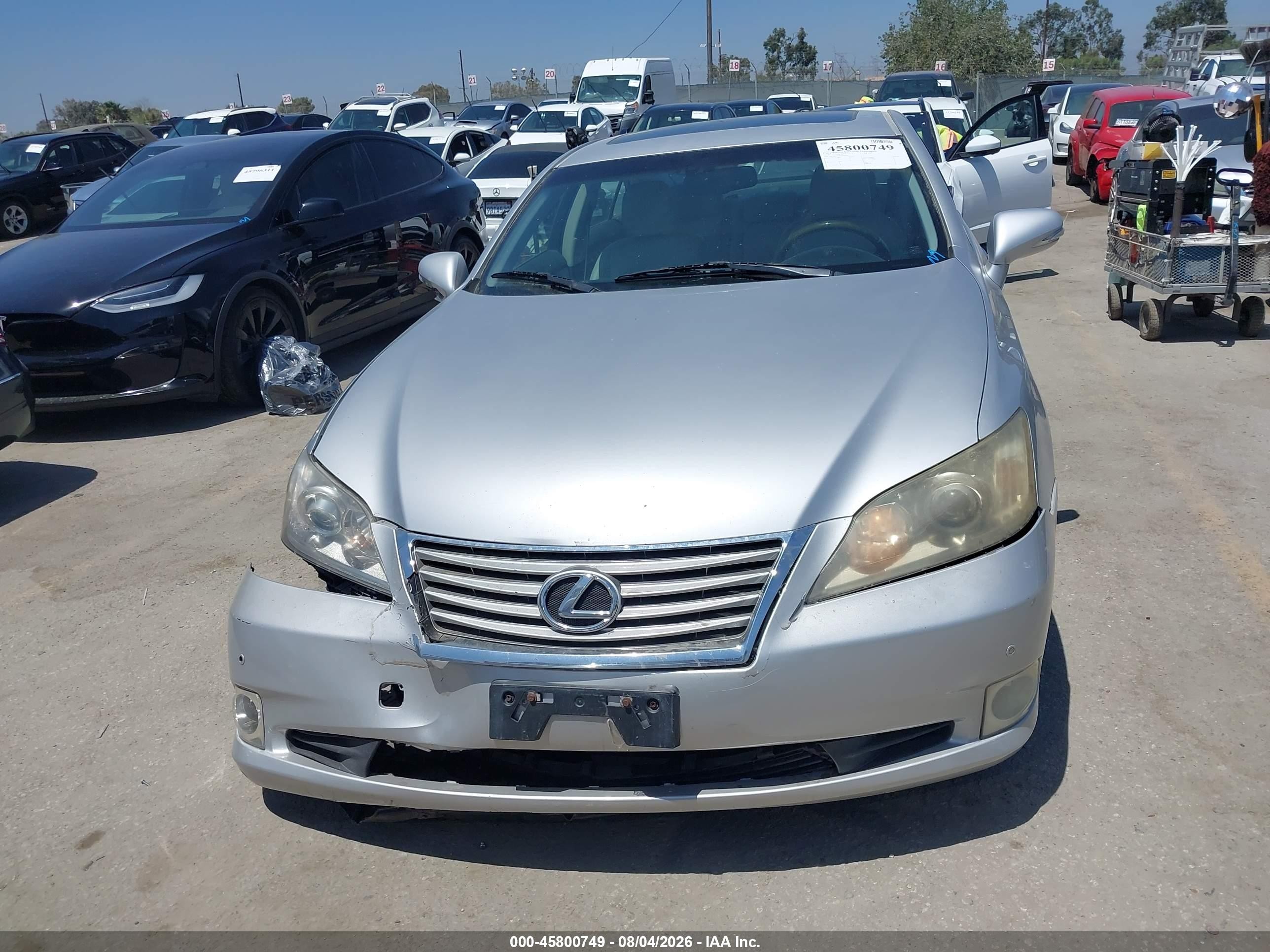 2010 Lexus Es 350   Silver vin: JTHBK1EG8A2410337