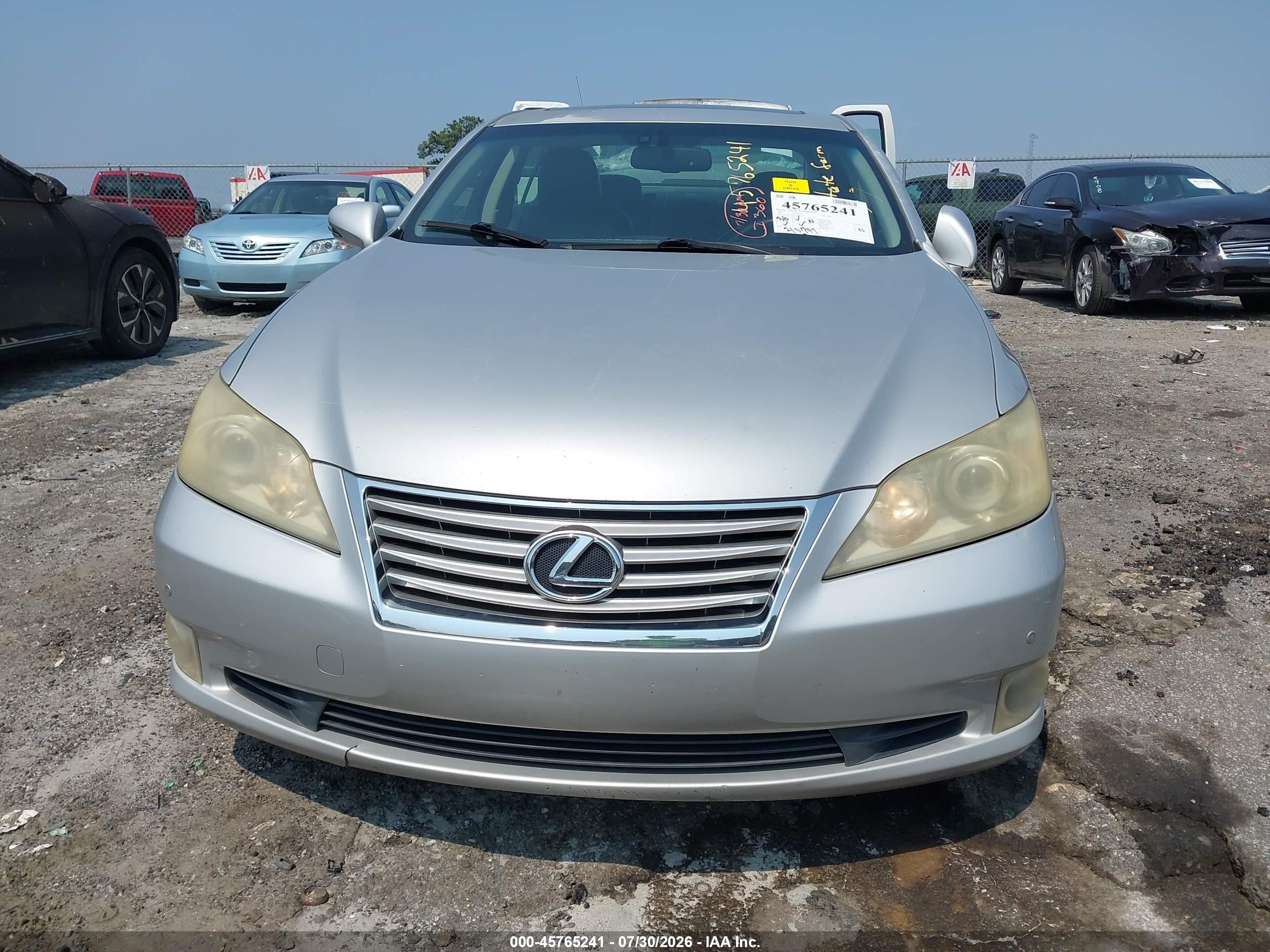 2010 Lexus Es 350   Silver vin: JTHBK1EG8A2413576