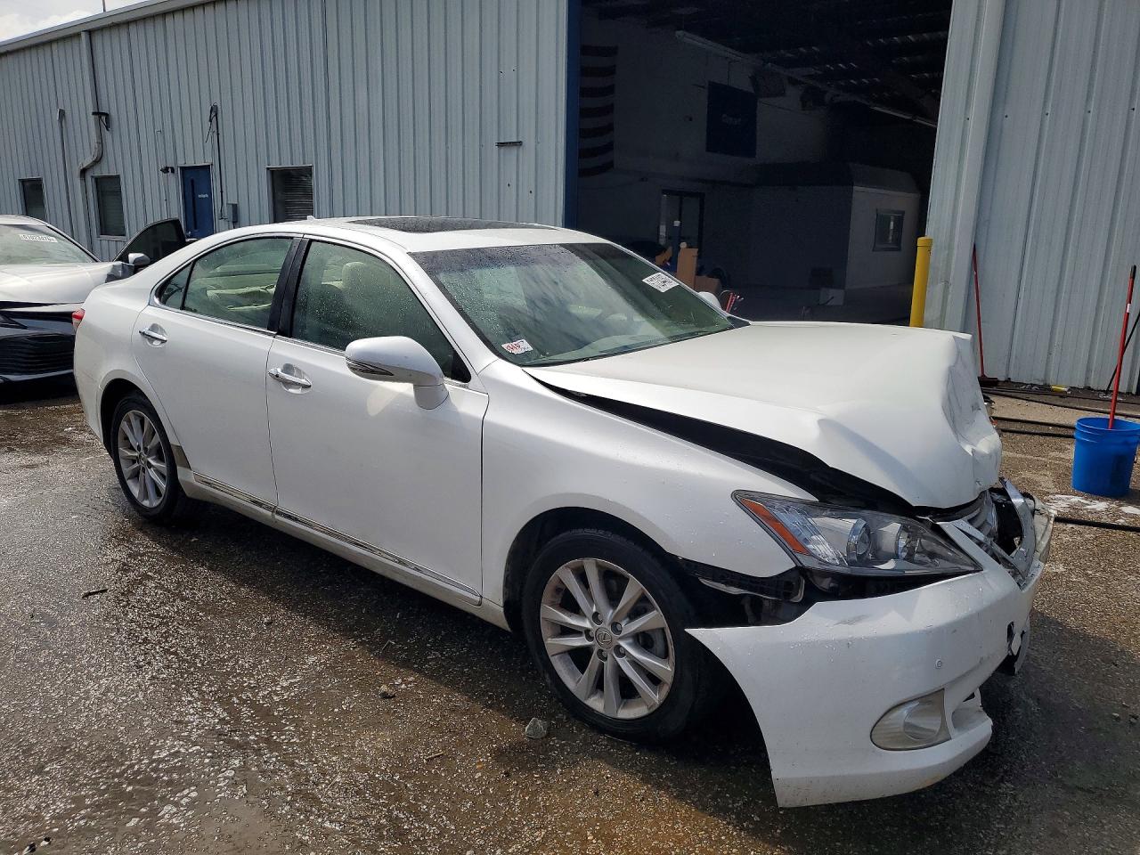 2011 Lexus Es 350 White vin: JTHBK1EG8B2419508