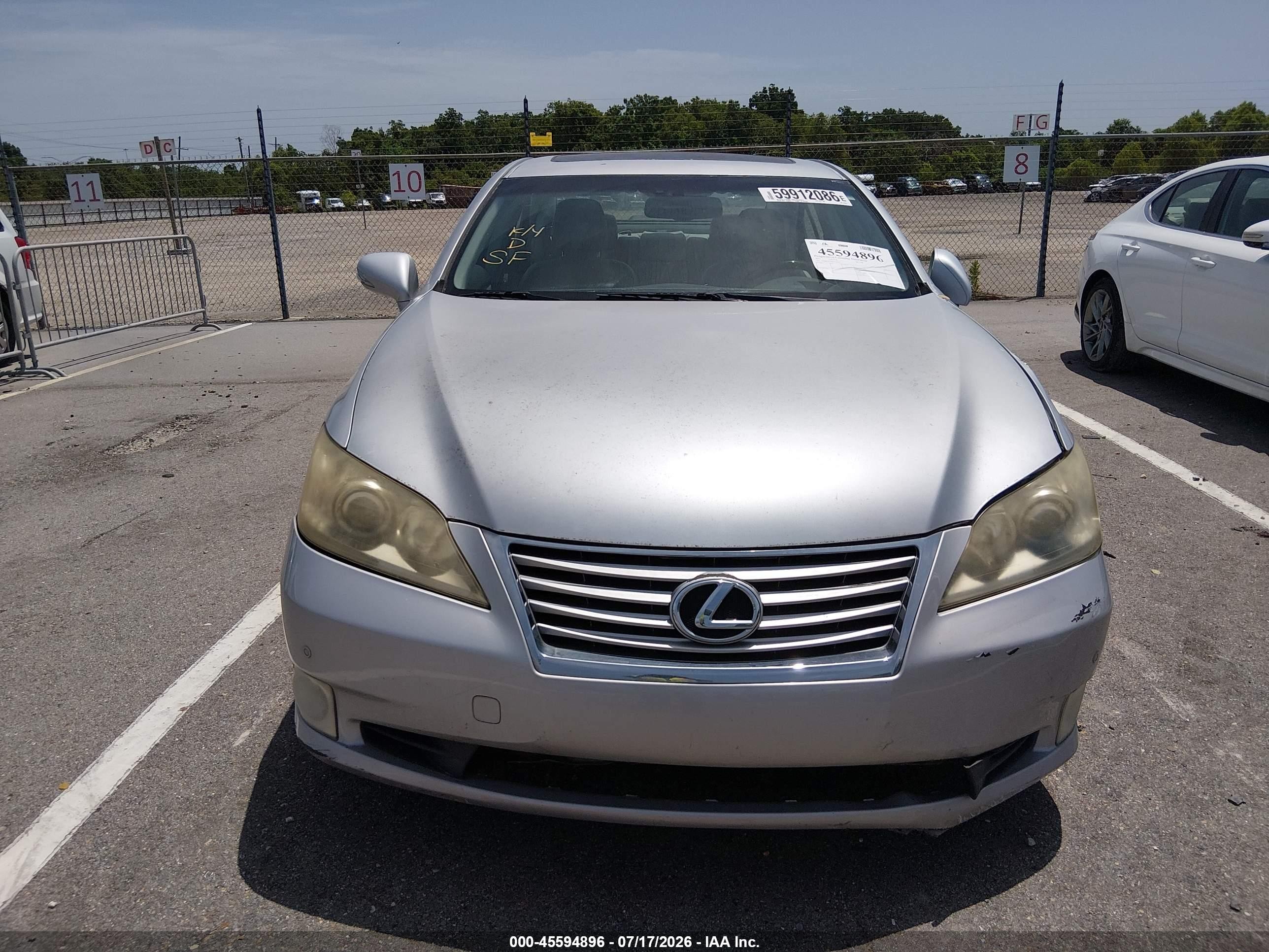 2011 Lexus Es 350   Silver vin: JTHBK1EG8B2421694