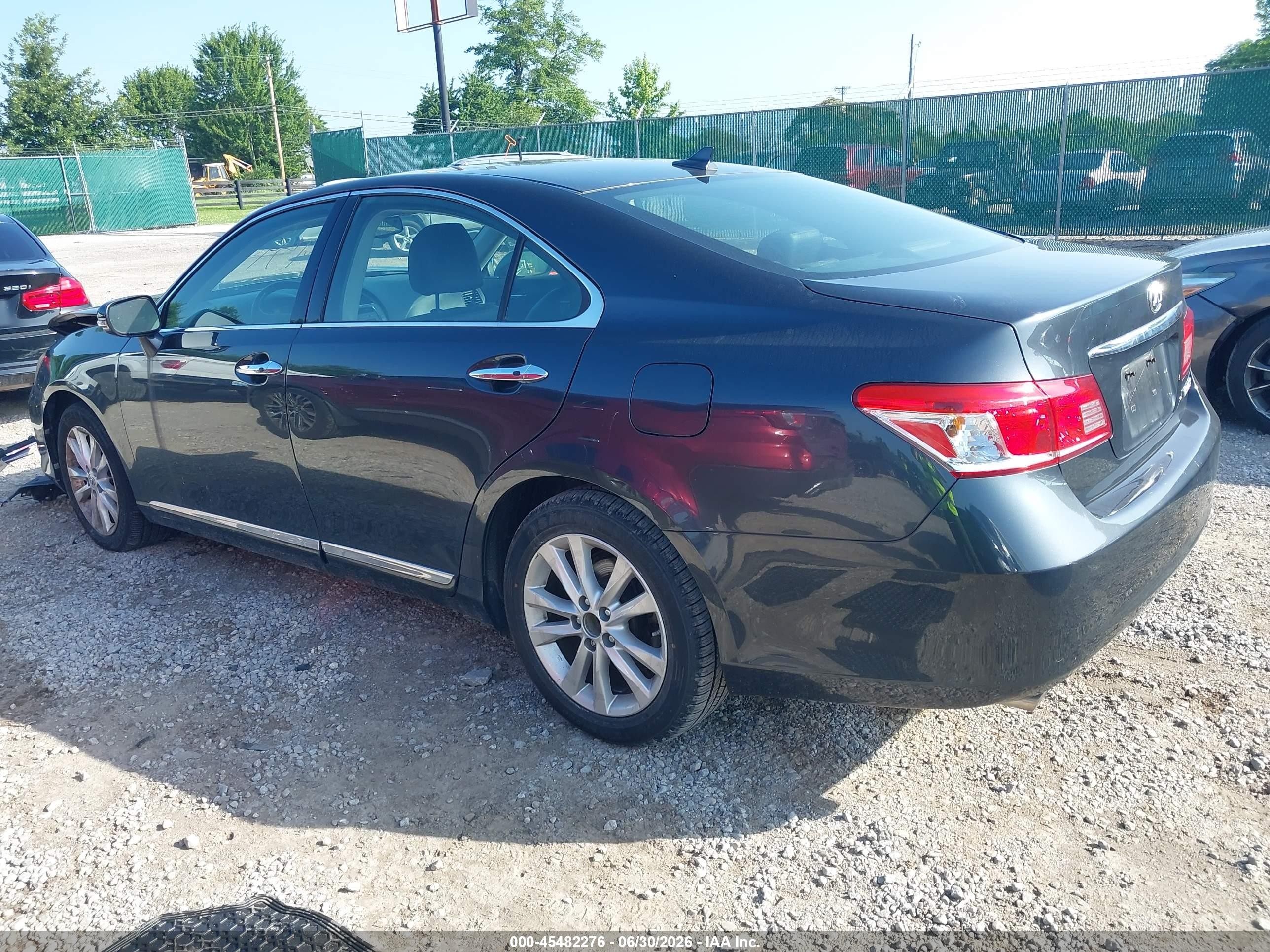 2011 Lexus Es 350   Black vin: JTHBK1EG8B2428726