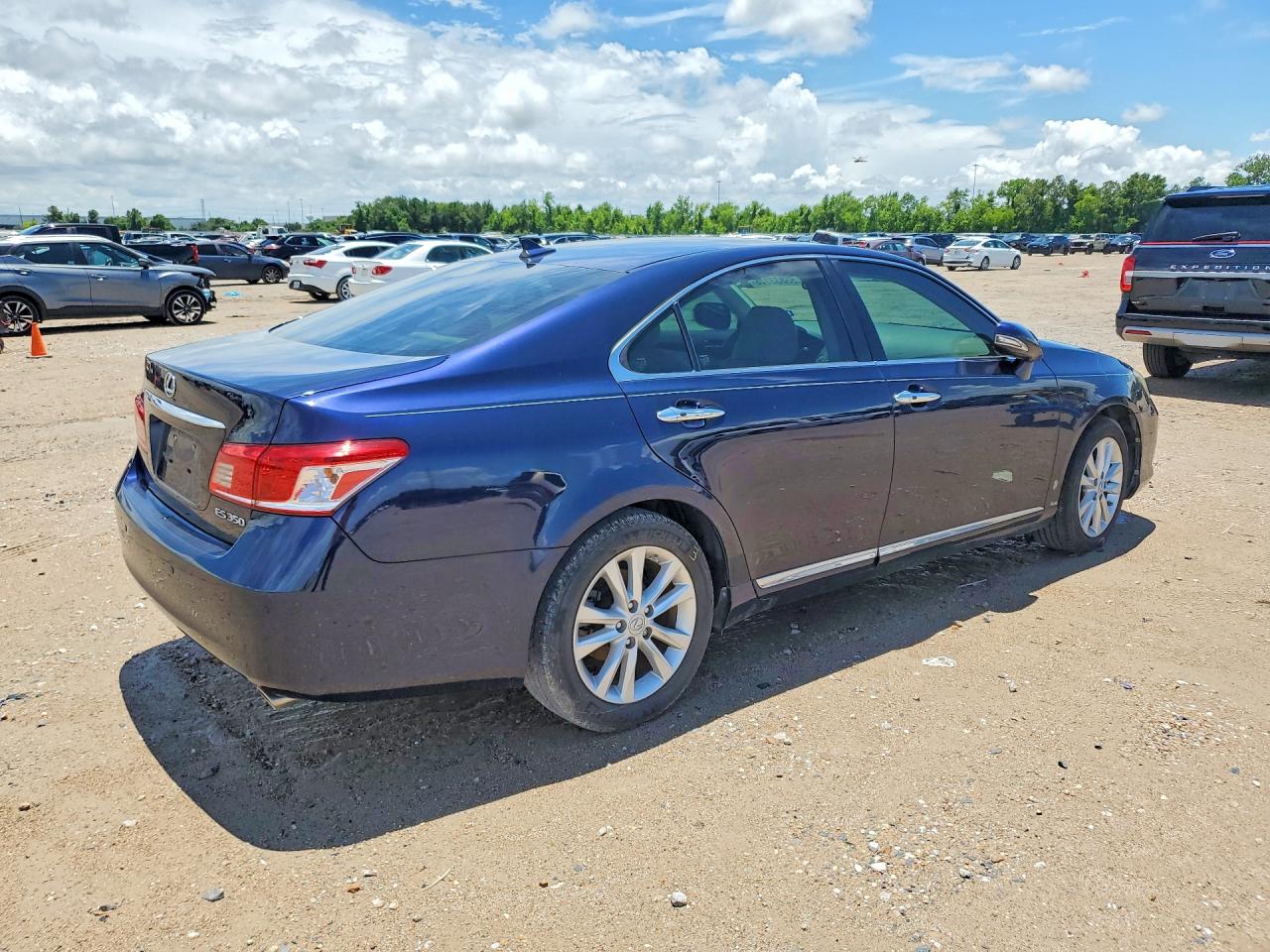 2011 Lexus Es 350 Blue vin: JTHBK1EG8B2434560