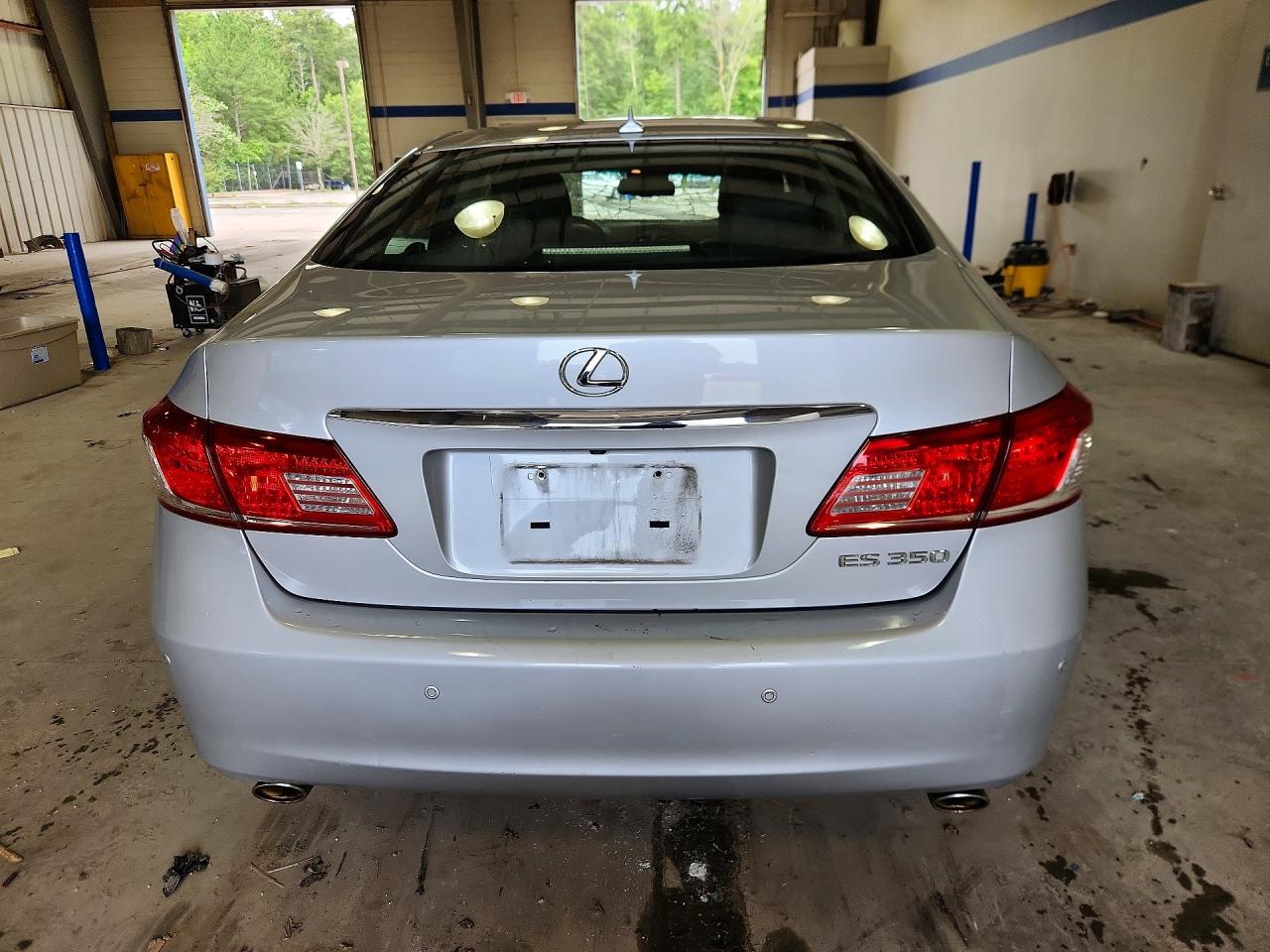 2011 Lexus Es 350 Silver vin: JTHBK1EG8B2440794