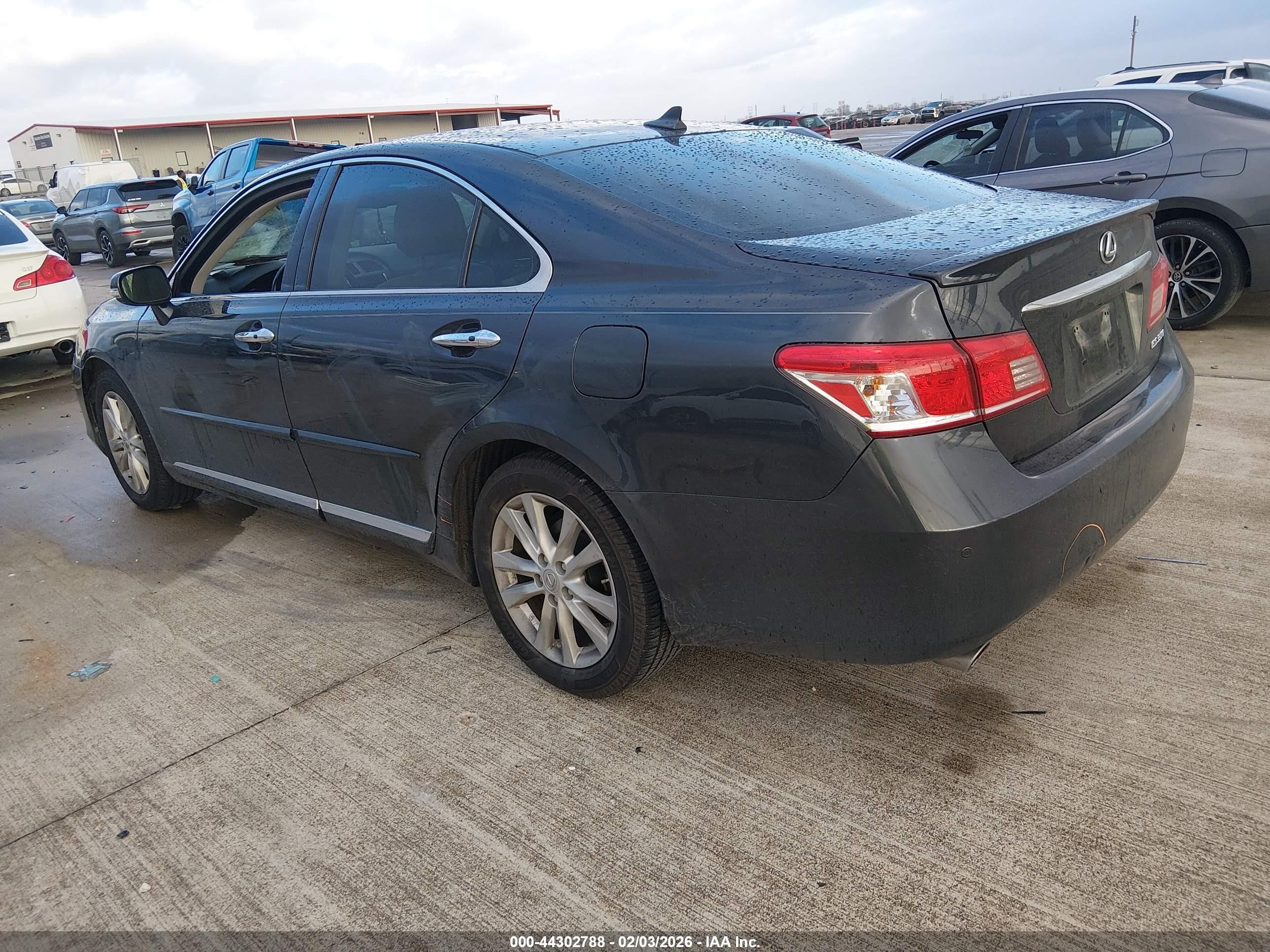 2011 Lexus Es 350   Gray vin: JTHBK1EG8B2443274
