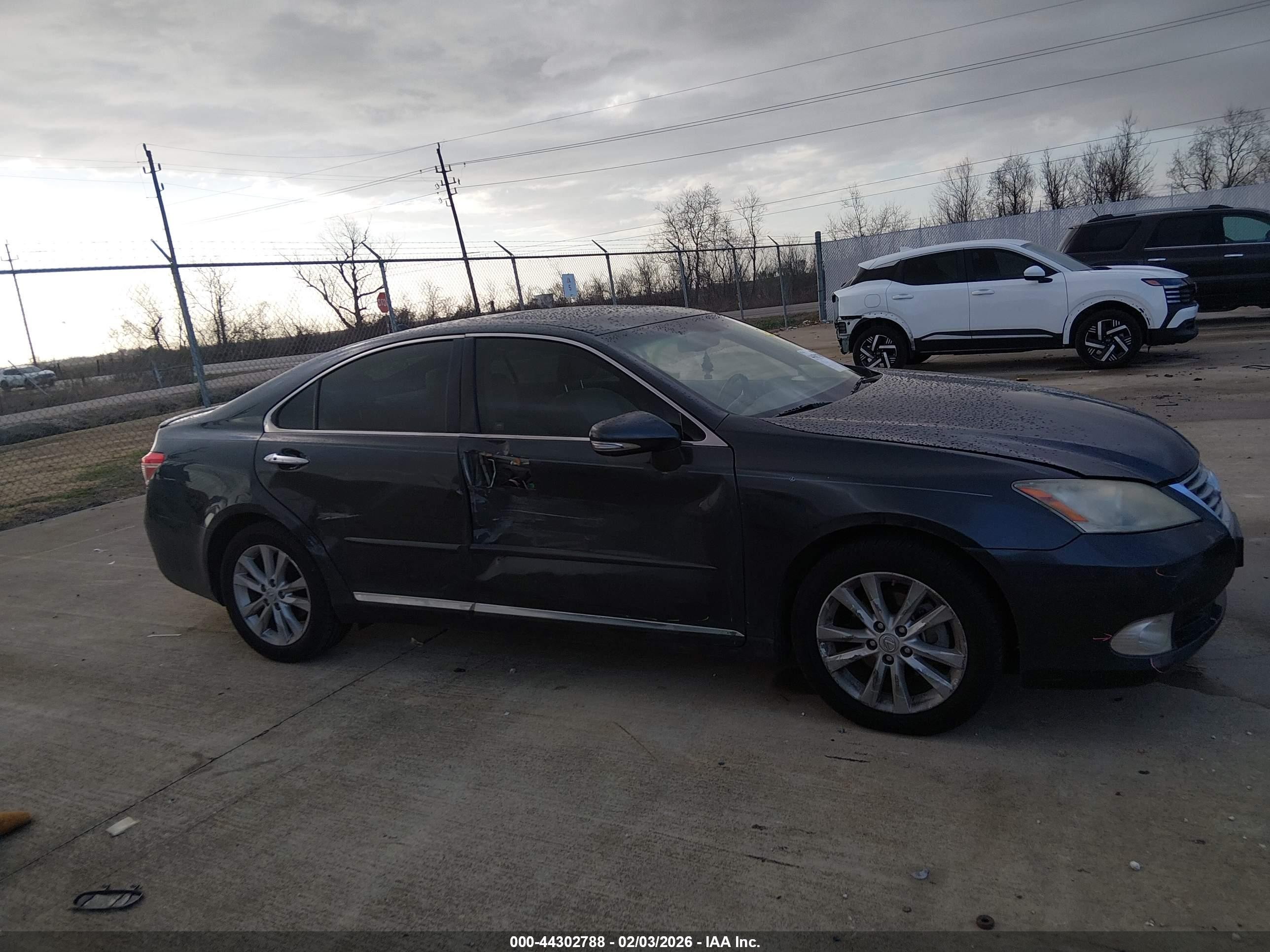 2011 Lexus Es 350   Gray vin: JTHBK1EG8B2443274