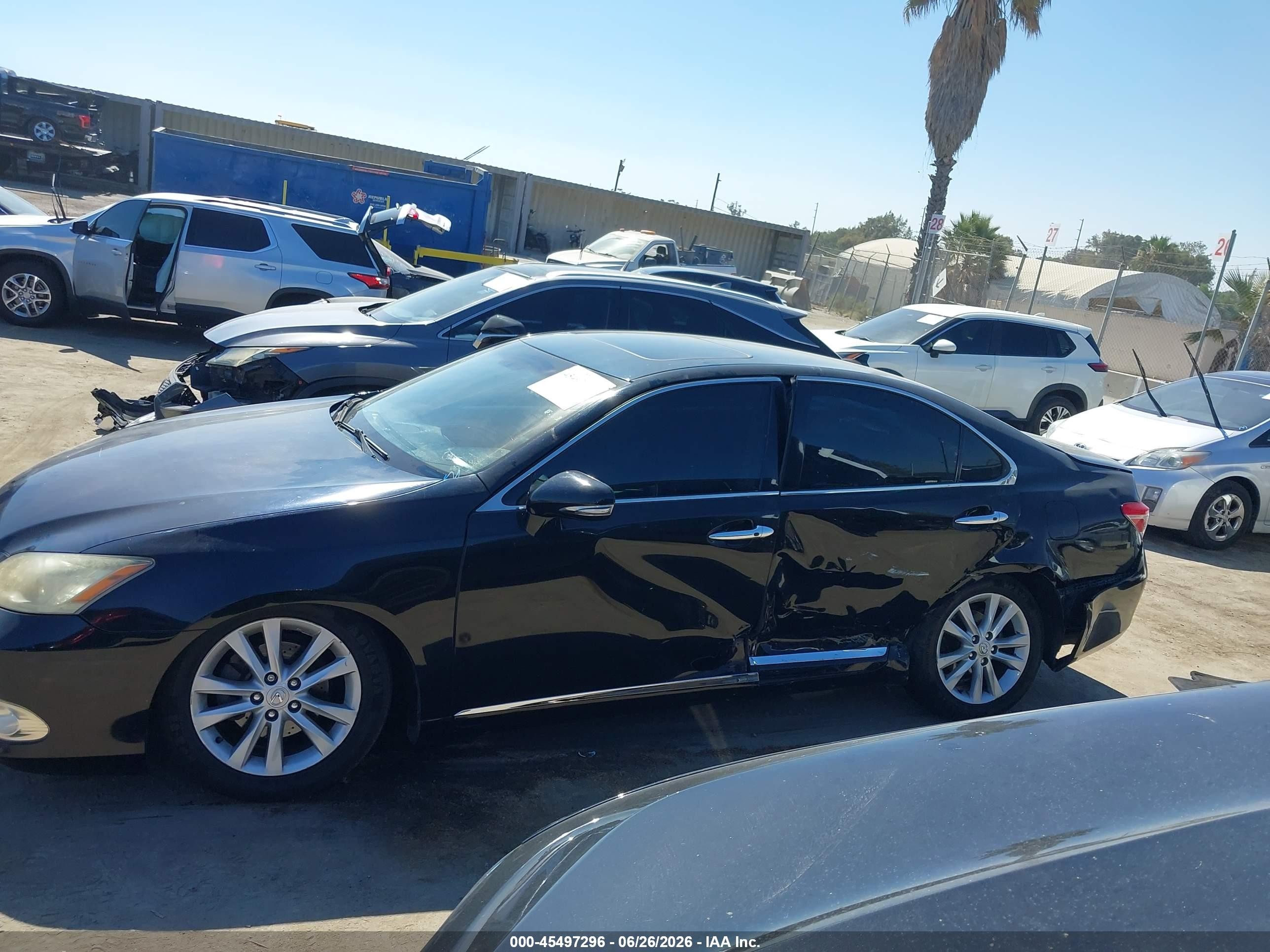 2011 Lexus Es 350   Black vin: JTHBK1EG8B2444358