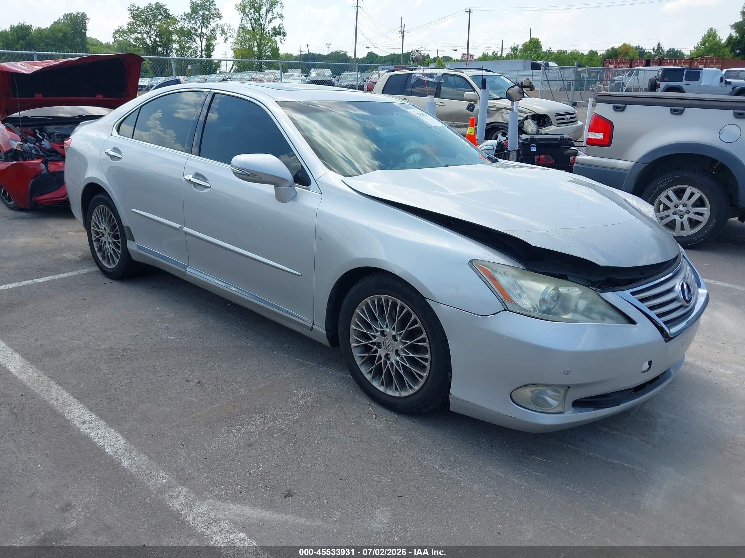 2011 Lexus Es 350   Silver vin: JTHBK1EG8B2445395