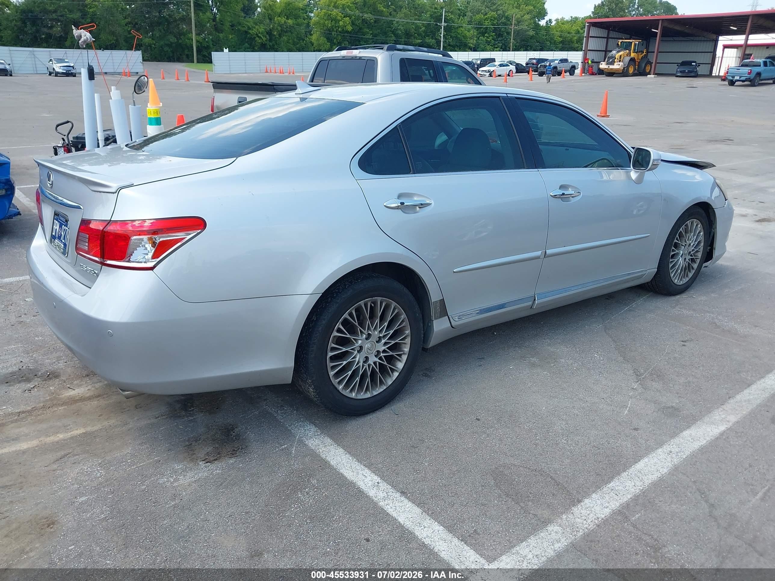 2011 Lexus Es 350   Silver vin: JTHBK1EG8B2445395
