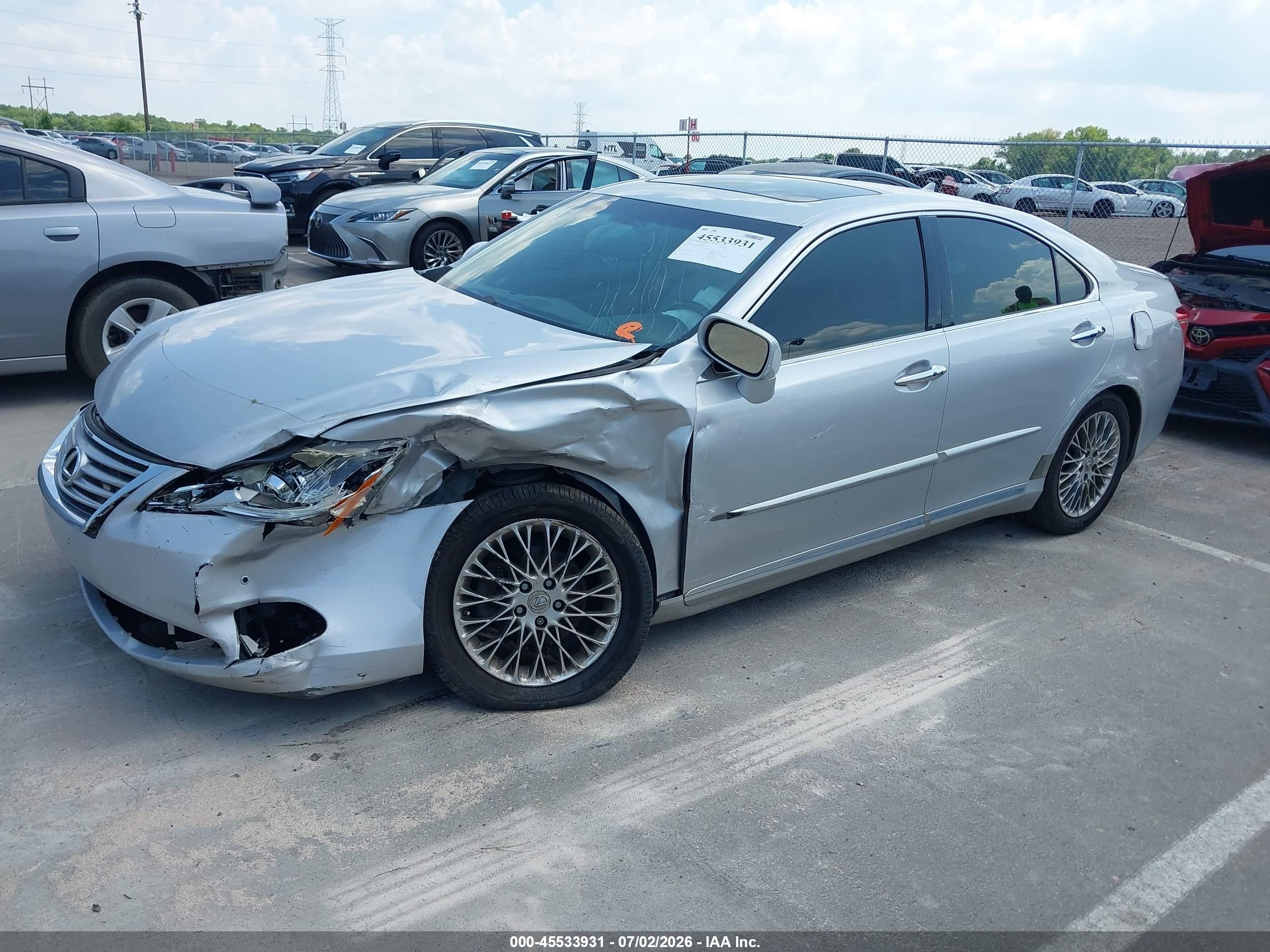 2011 Lexus Es 350   Silver vin: JTHBK1EG8B2445395