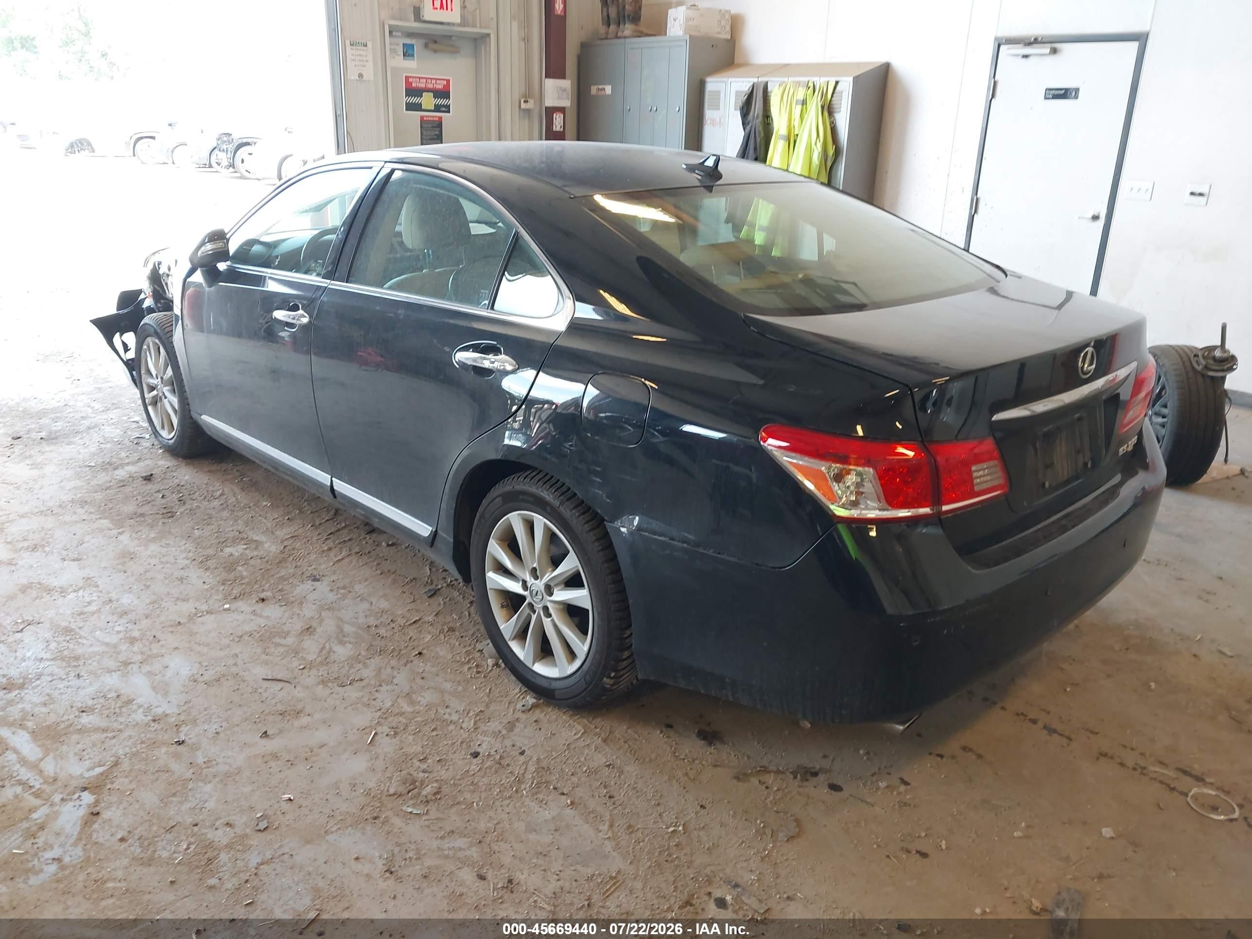 2011 Lexus Es 350   Black vin: JTHBK1EG8B2456073