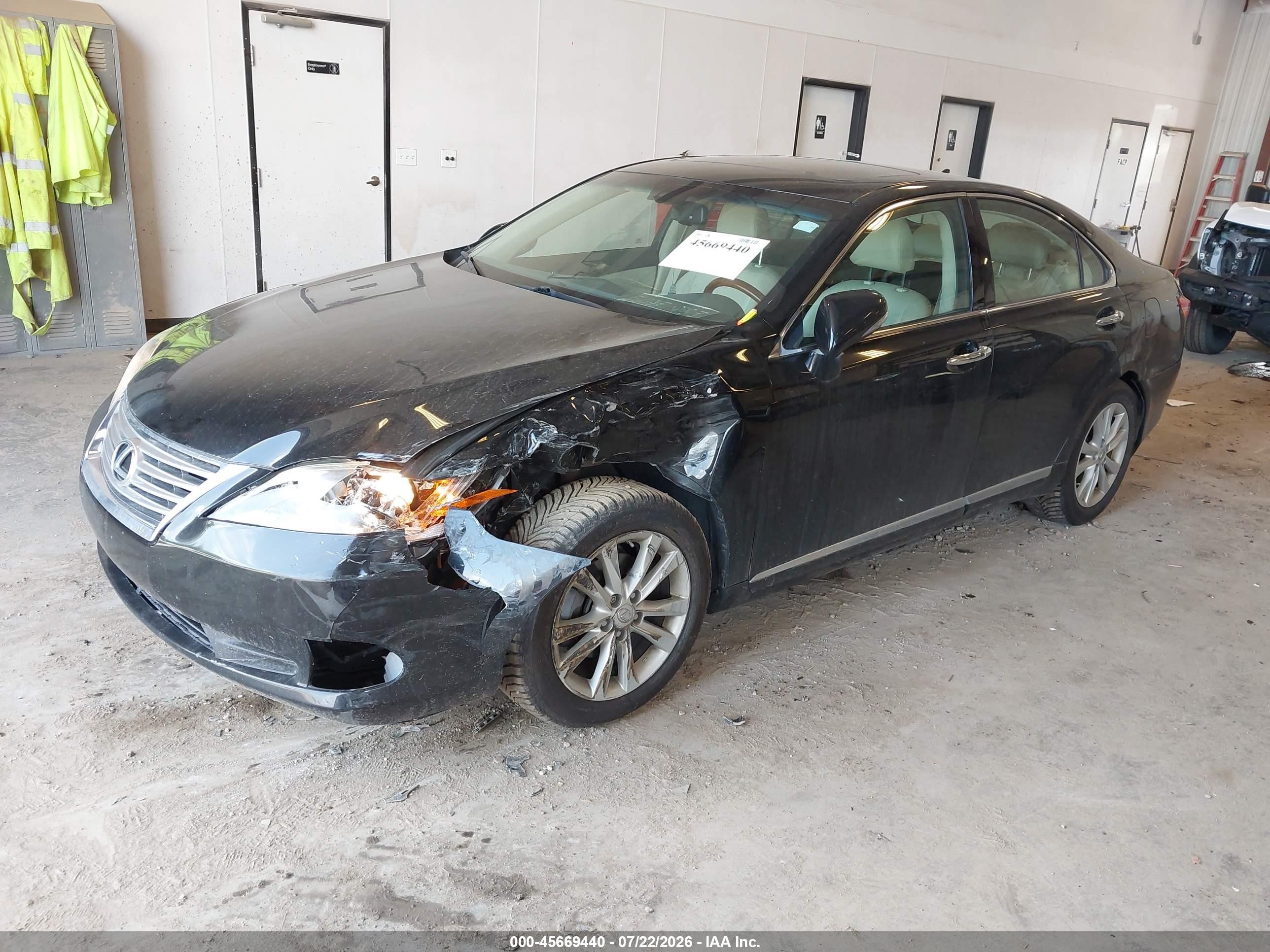 2011 Lexus Es 350   Black vin: JTHBK1EG8B2456073