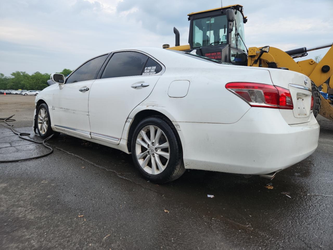 2012 Lexus Es 350 Белый vin: JTHBK1EG8C2507881 Damage: Left Qtr Panel, Dent(S) W/ Paint Dmg, > 12 Inches