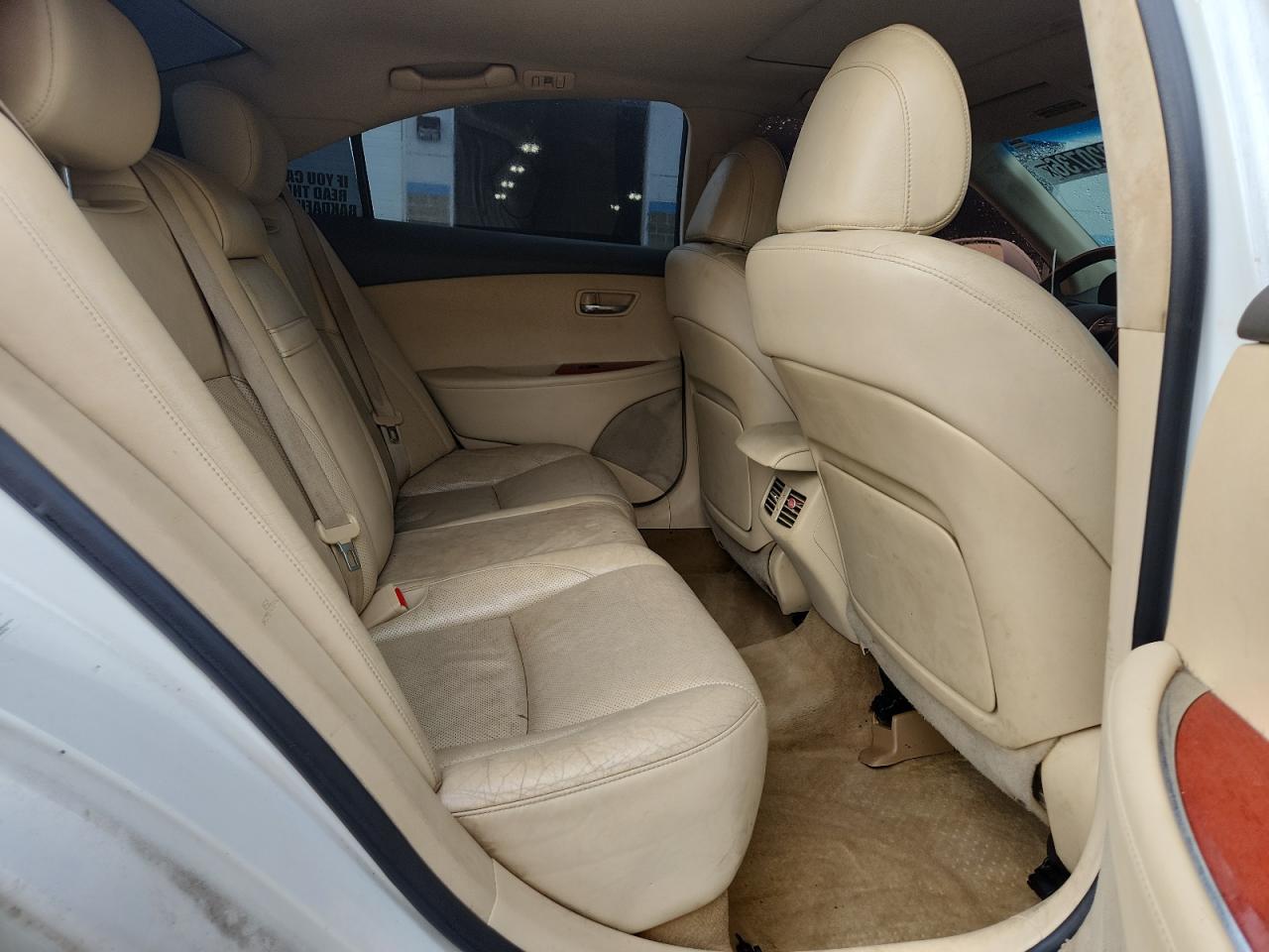 2012 Lexus Es 350 Белый vin: JTHBK1EG8C2507881 Damage: Right Rear Seat Cushion, Worn, Replacement Required