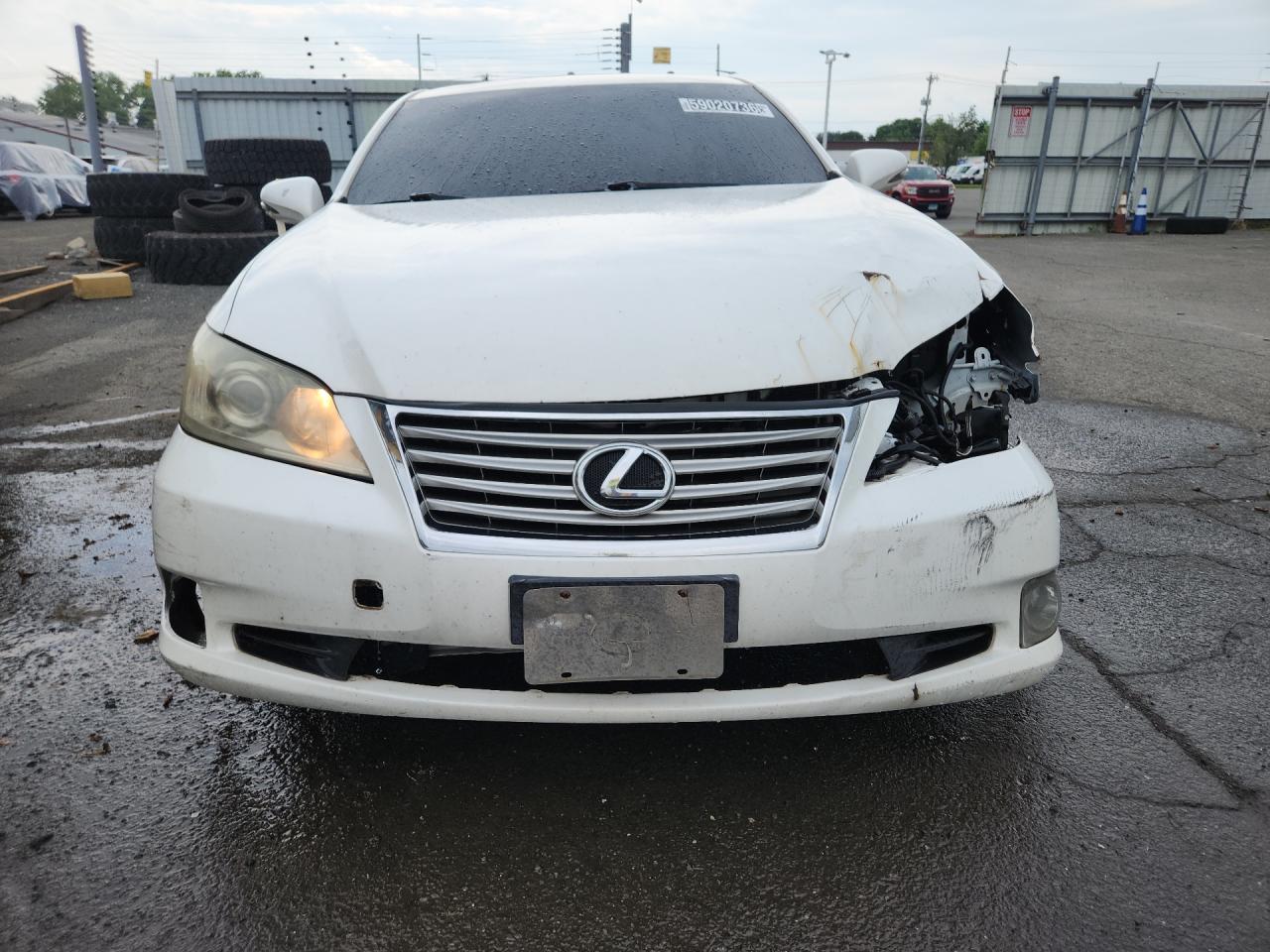 2012 Lexus Es 350 Белый vin: JTHBK1EG8C2507881 Damage: Hood, Dent(S) W/ Paint Dmg, > 12 Inches
