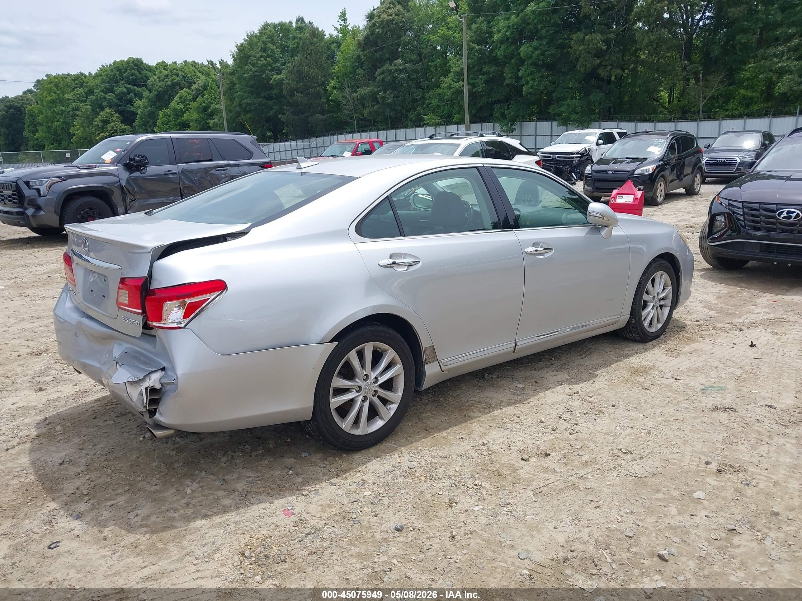 2010 Lexus Es 350   Silver vin: JTHBK1EG9A2375601