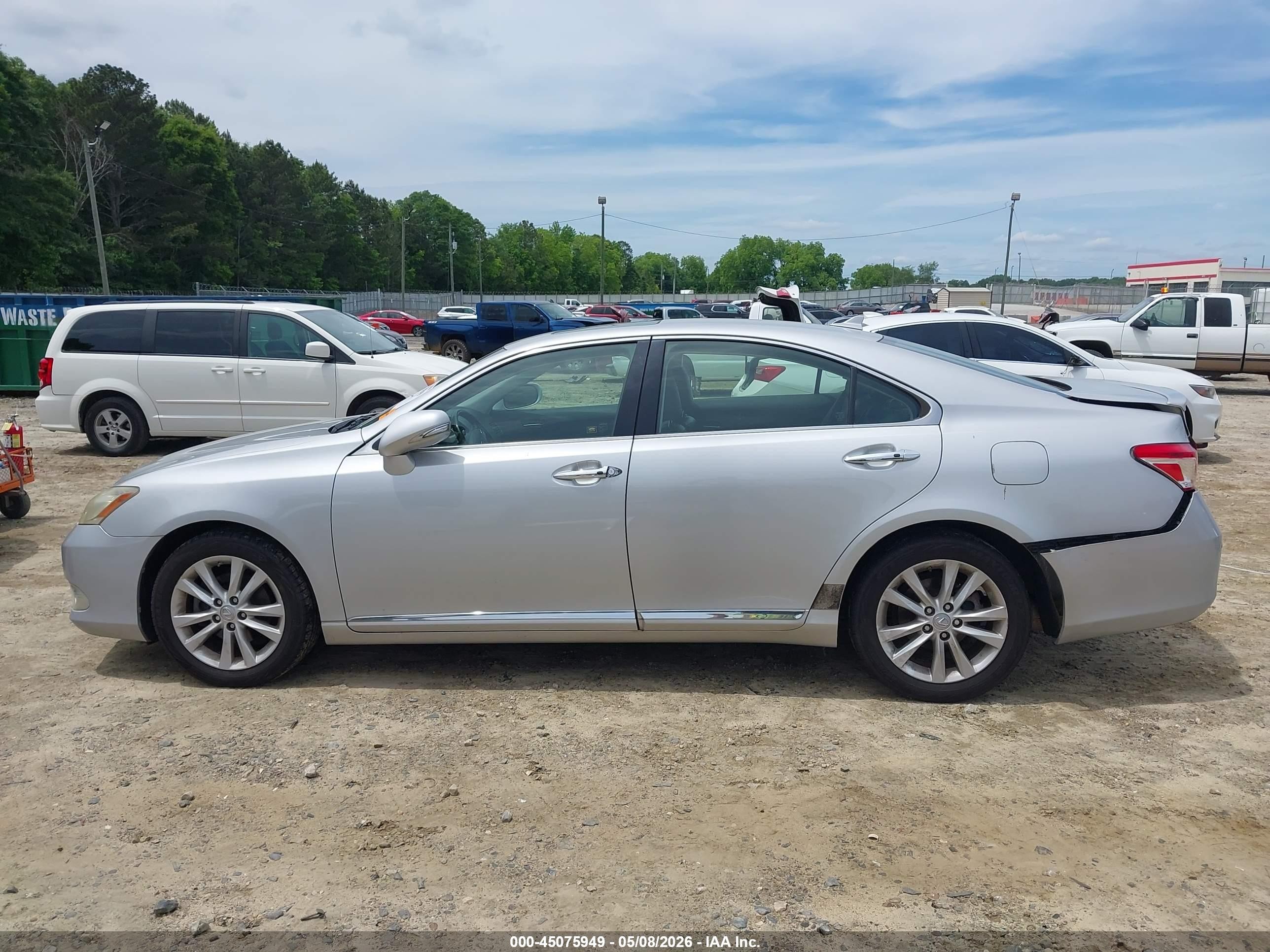 2010 Lexus Es 350   Silver vin: JTHBK1EG9A2375601