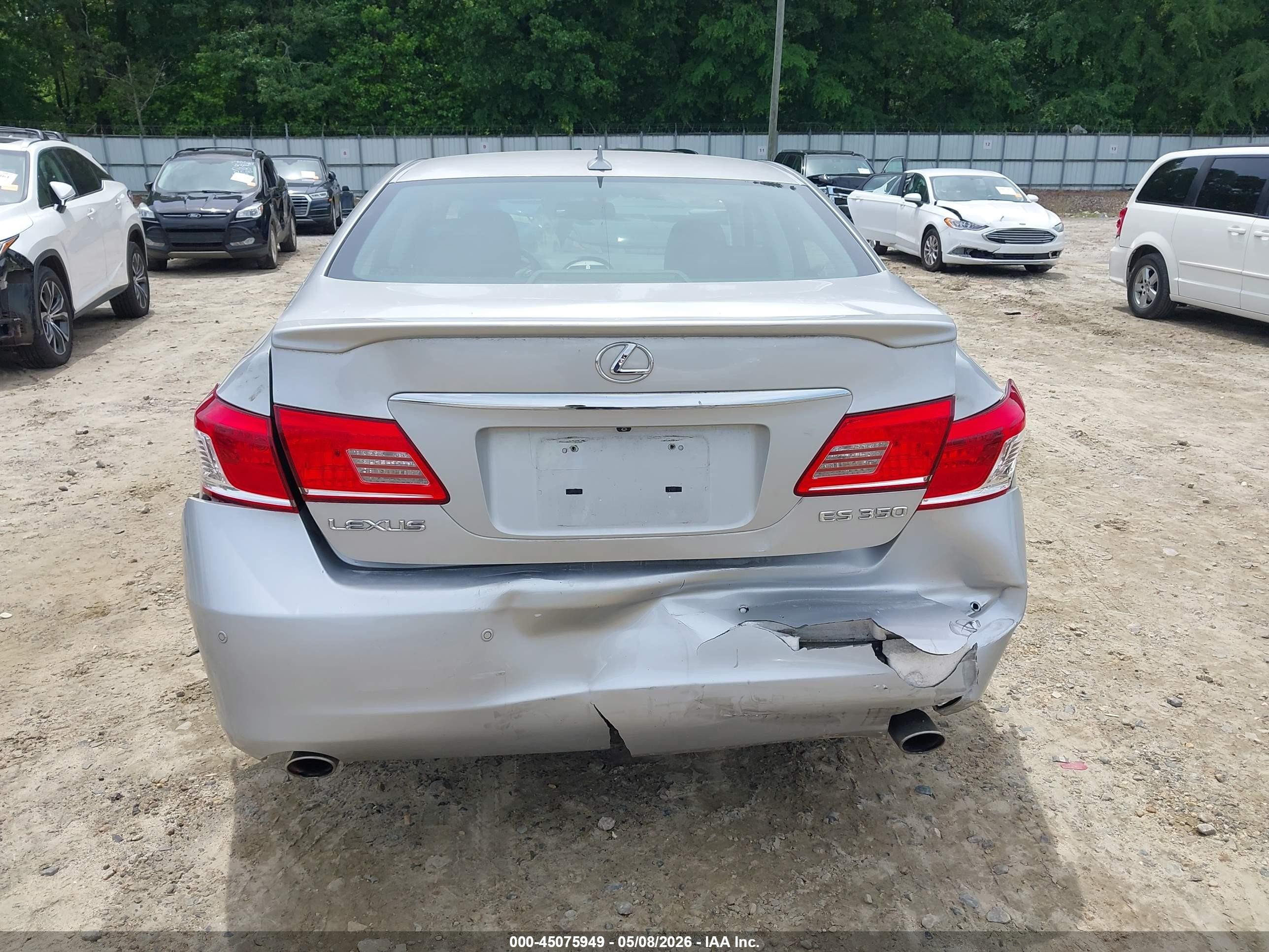 2010 Lexus Es 350   Silver vin: JTHBK1EG9A2375601