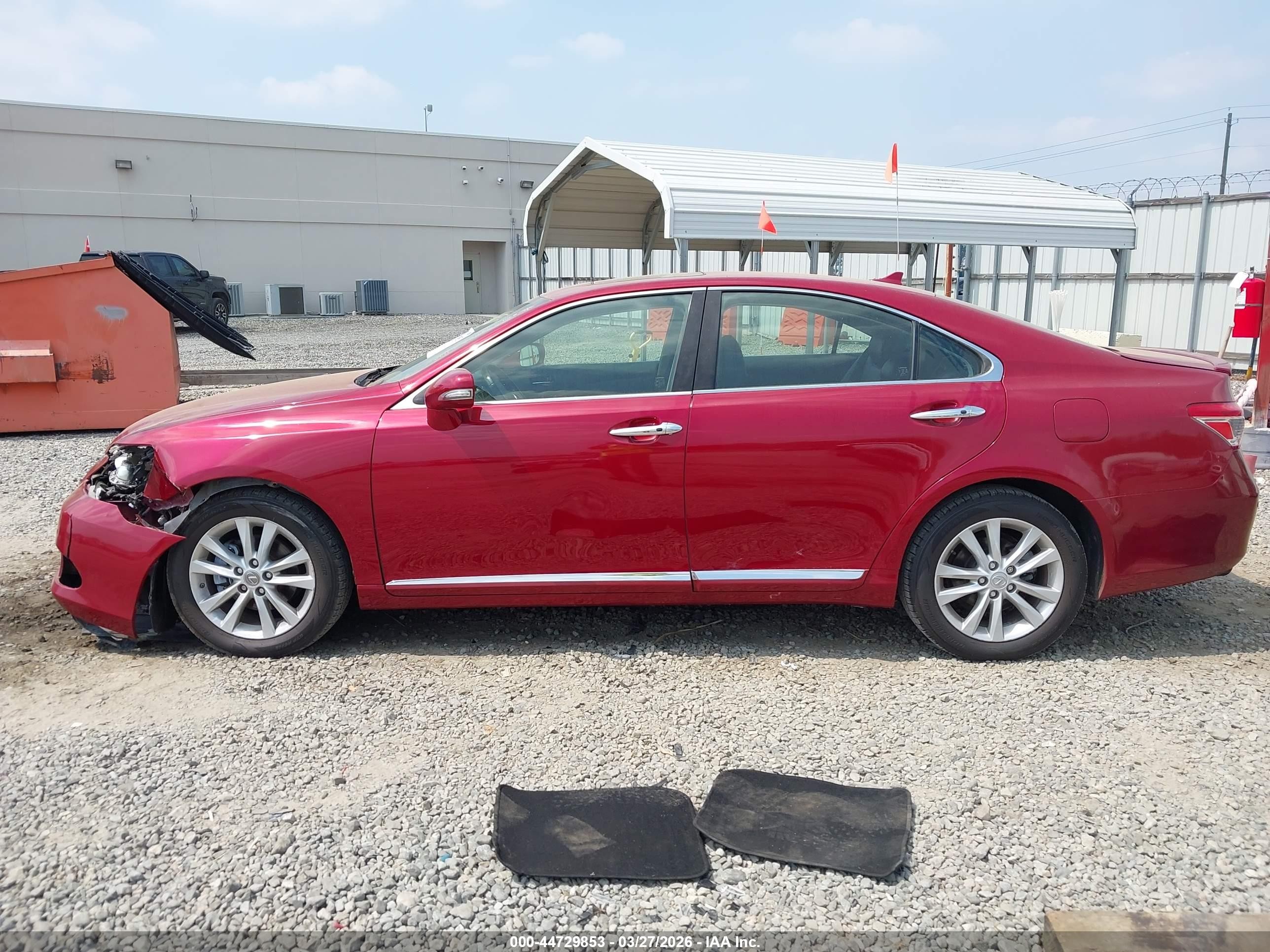 2010 Lexus Es 350 Maroon vin: JTHBK1EG9A2385674