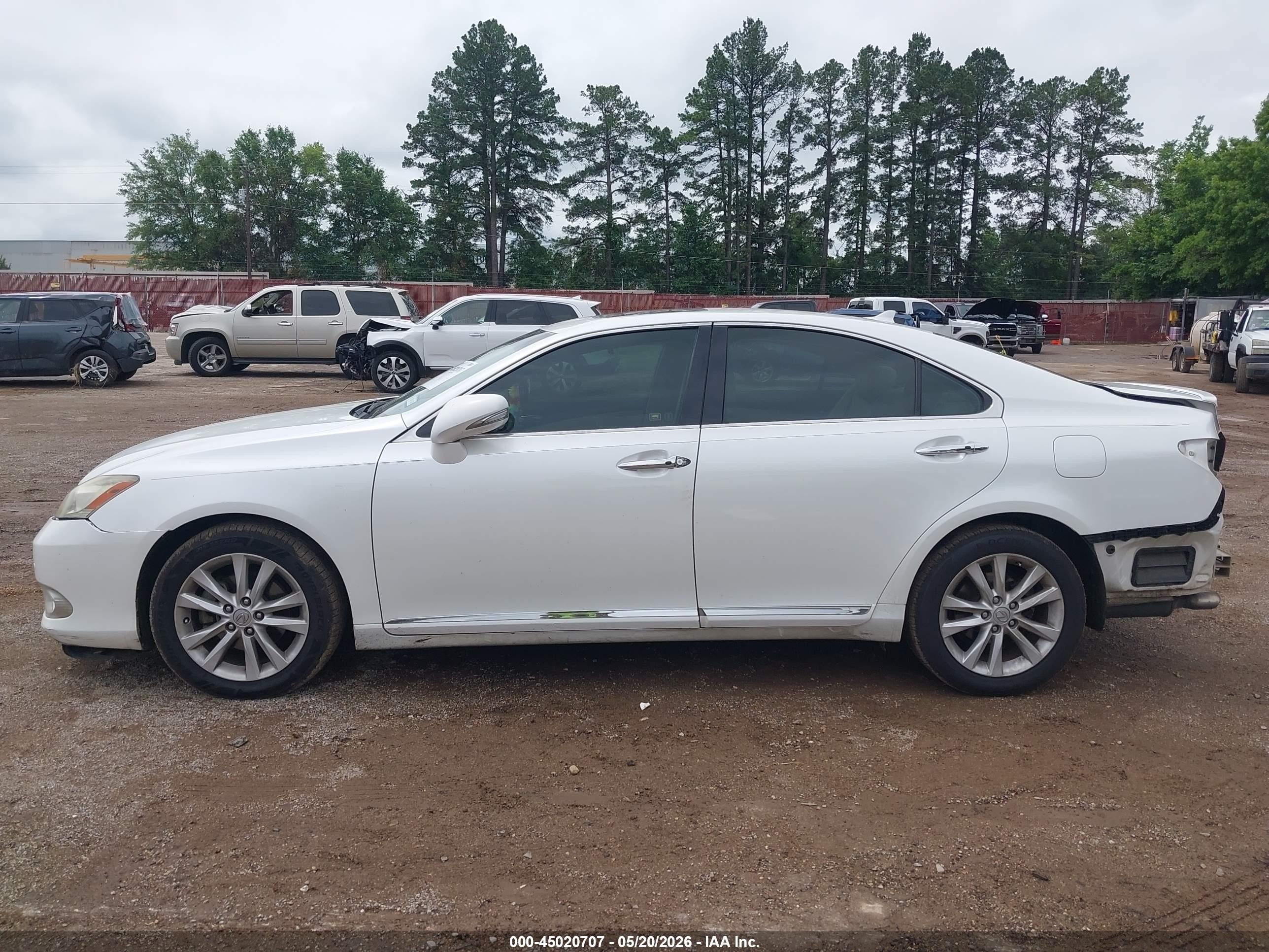 2010 Lexus Es 350 White vin: JTHBK1EG9A2391099