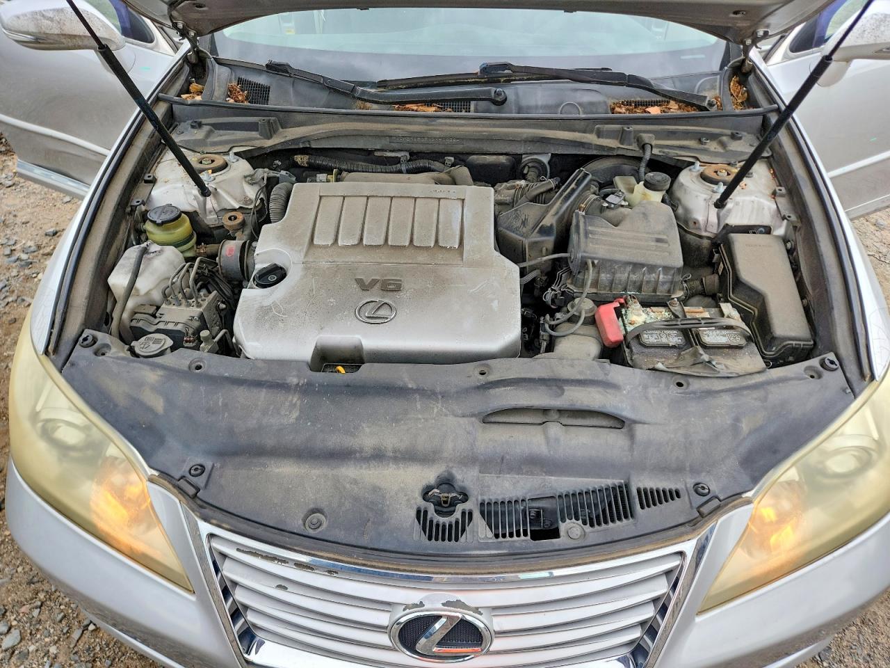 2010 Lexus Es 350 Silver vin: JTHBK1EG9A2394438